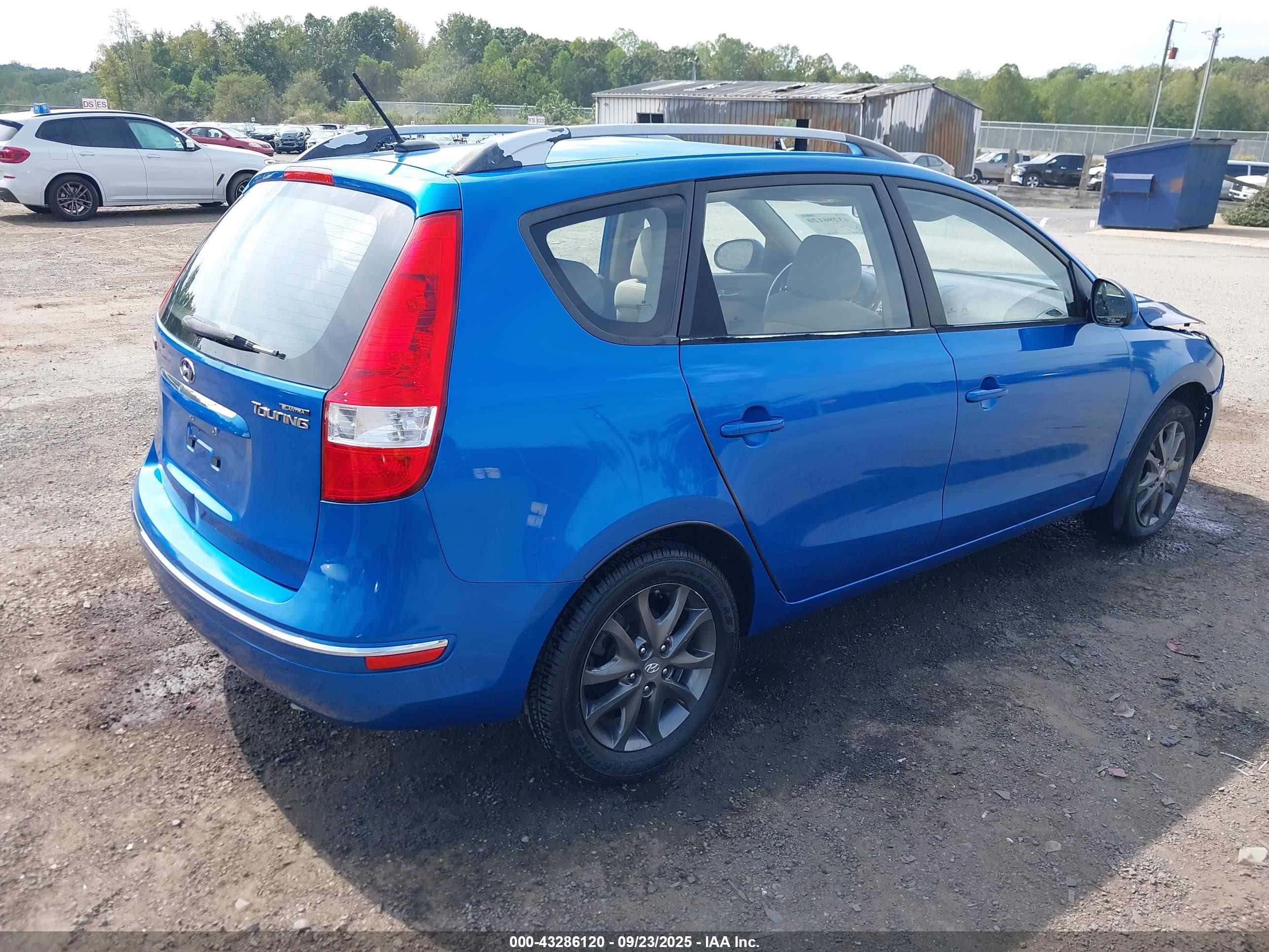 2012 Hyundai Elantra Touring Gls Blue vin: KMHDC8AE5CU134660
