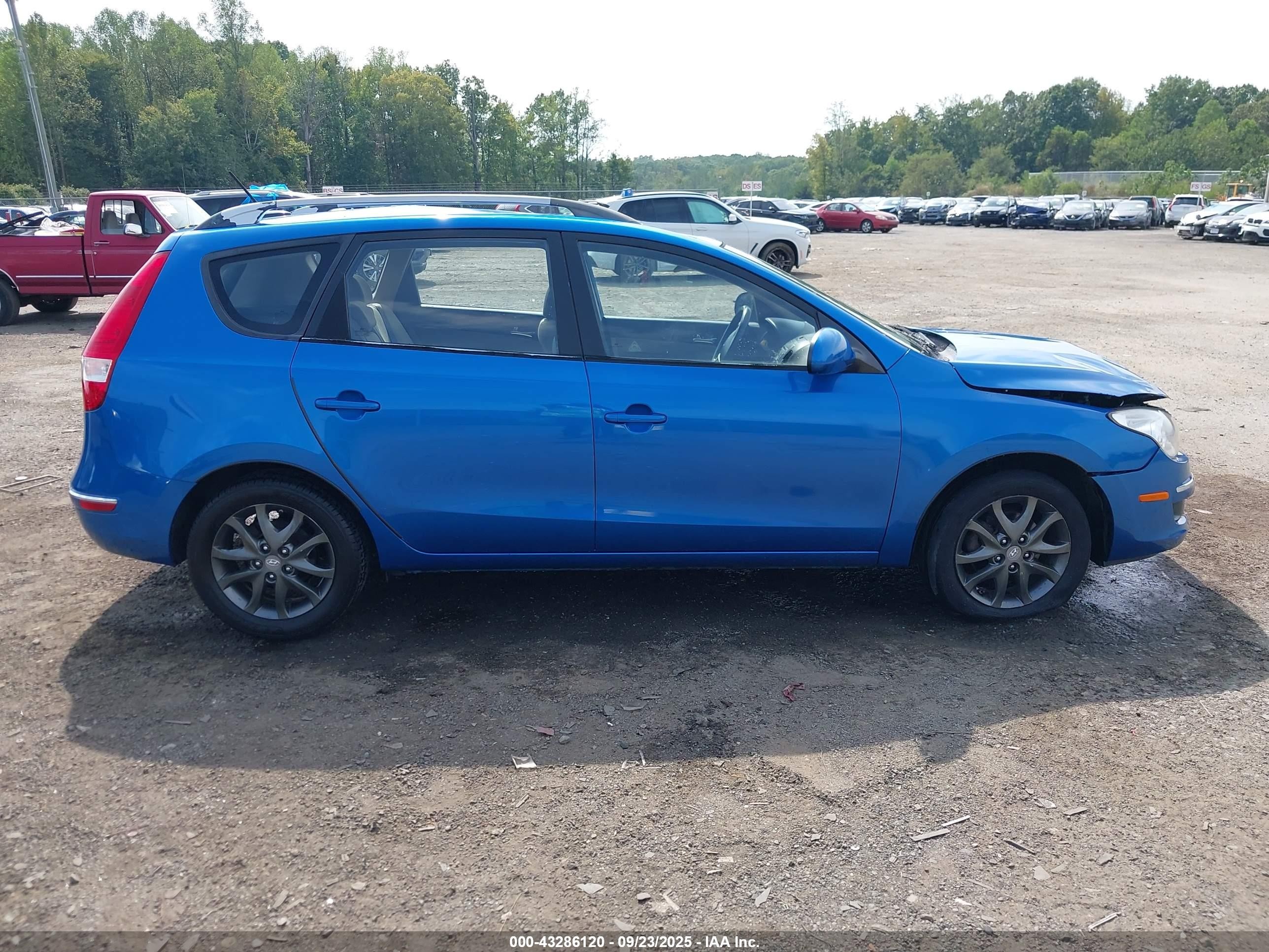 2012 Hyundai Elantra Touring Gls Blue vin: KMHDC8AE5CU134660