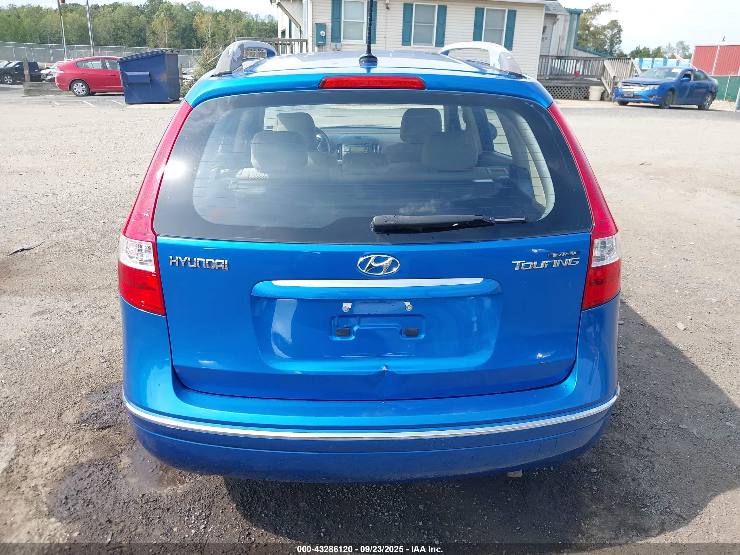 2012 Hyundai Elantra Touring Gls Blue vin: KMHDC8AE5CU134660