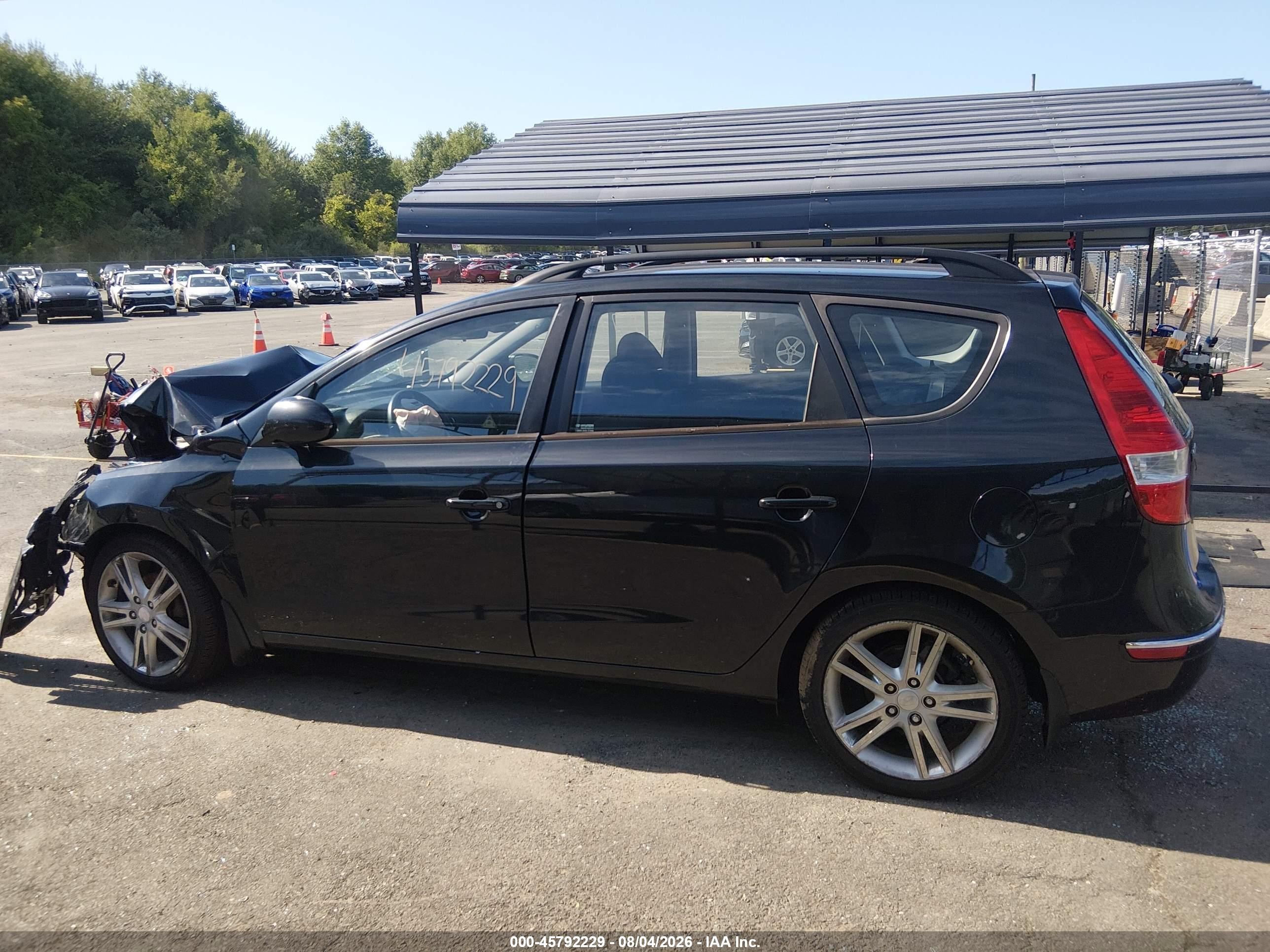 2010 Hyundai Elantra Touring Se Black vin: KMHDC8AE6AU051719