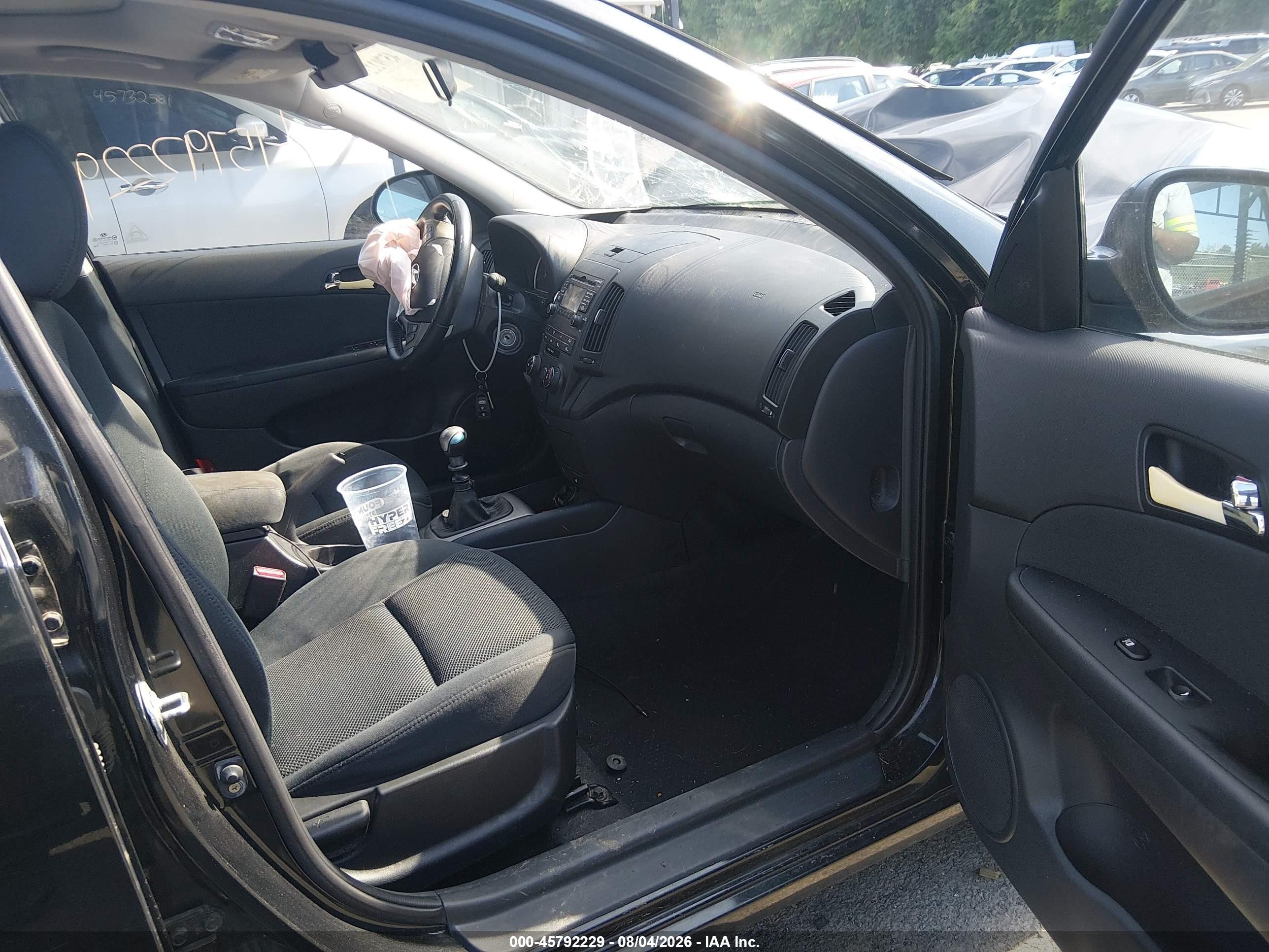 2010 Hyundai Elantra Touring Se Black vin: KMHDC8AE6AU051719