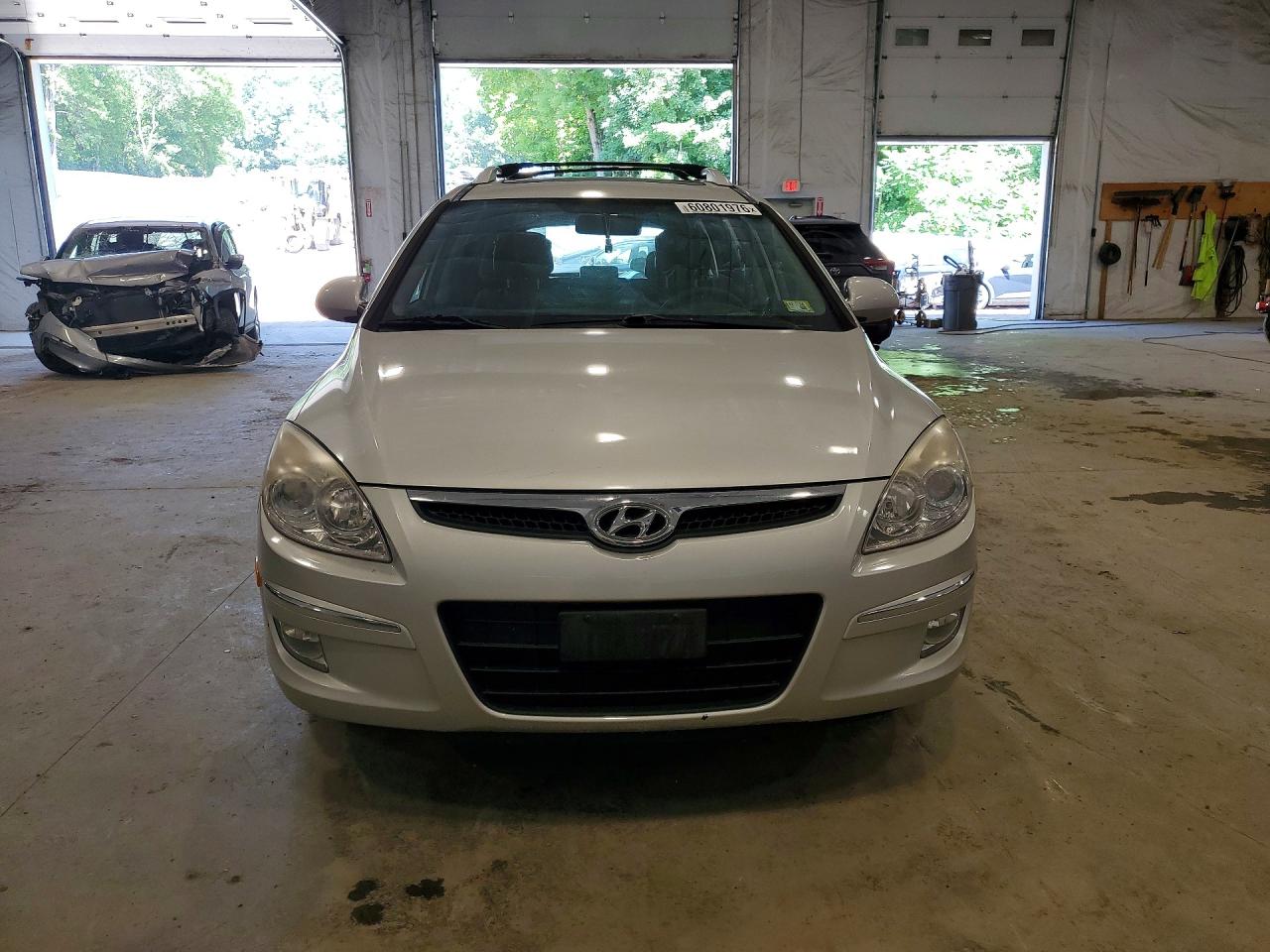 2011 Hyundai Elantra Touring Se Silver vin: KMHDC8AE6BU096547