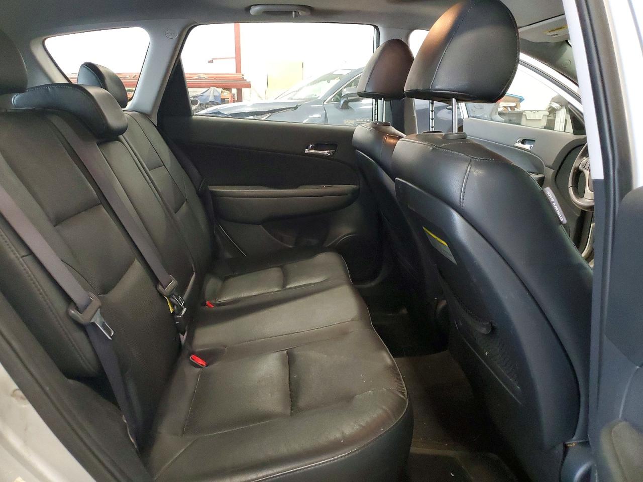 2011 Hyundai Elantra Touring Se Silver vin: KMHDC8AE6BU096547