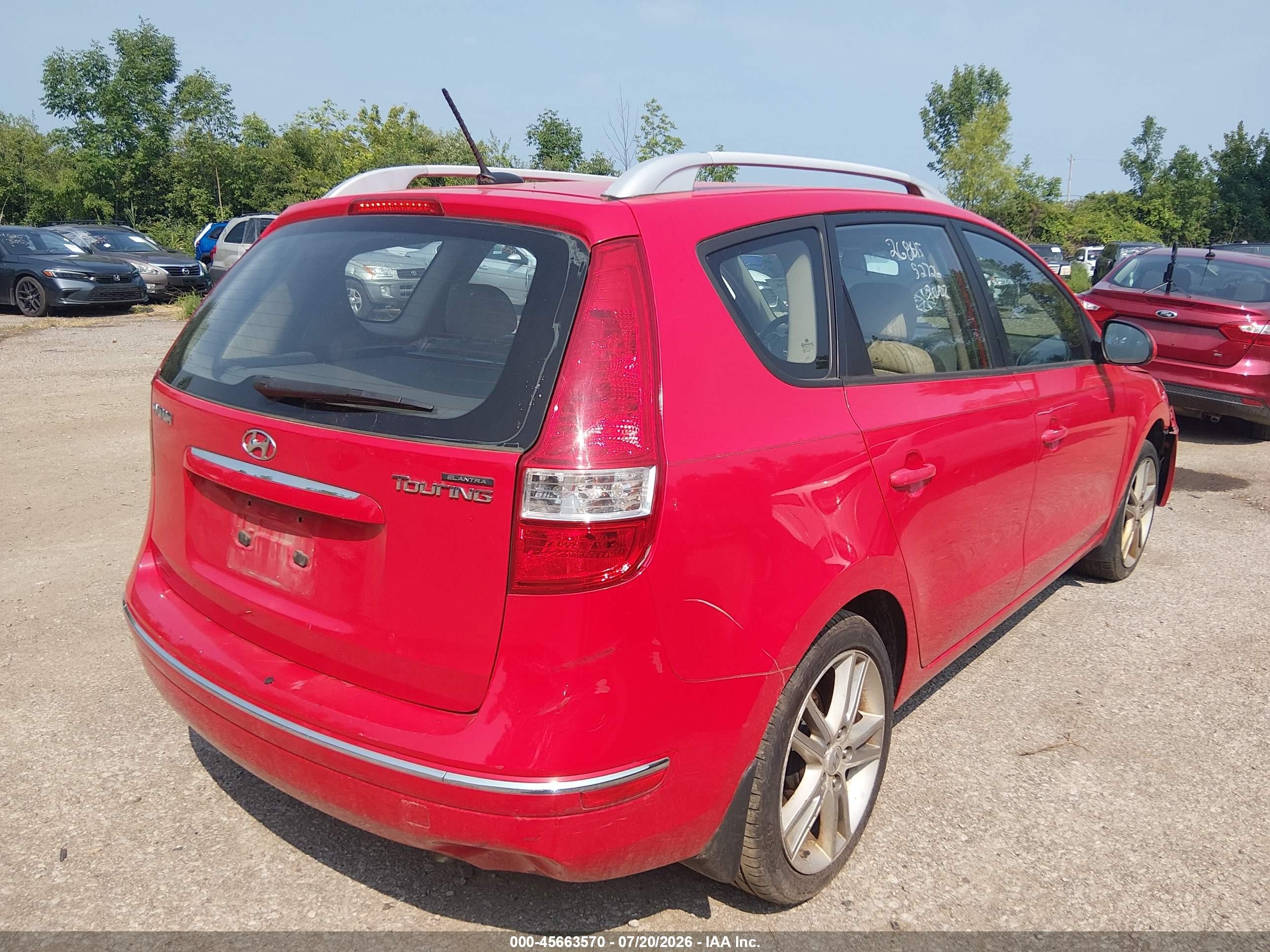 2011 Hyundai Elantra Touring Se Красный vin: KMHDC8AE6BU102086