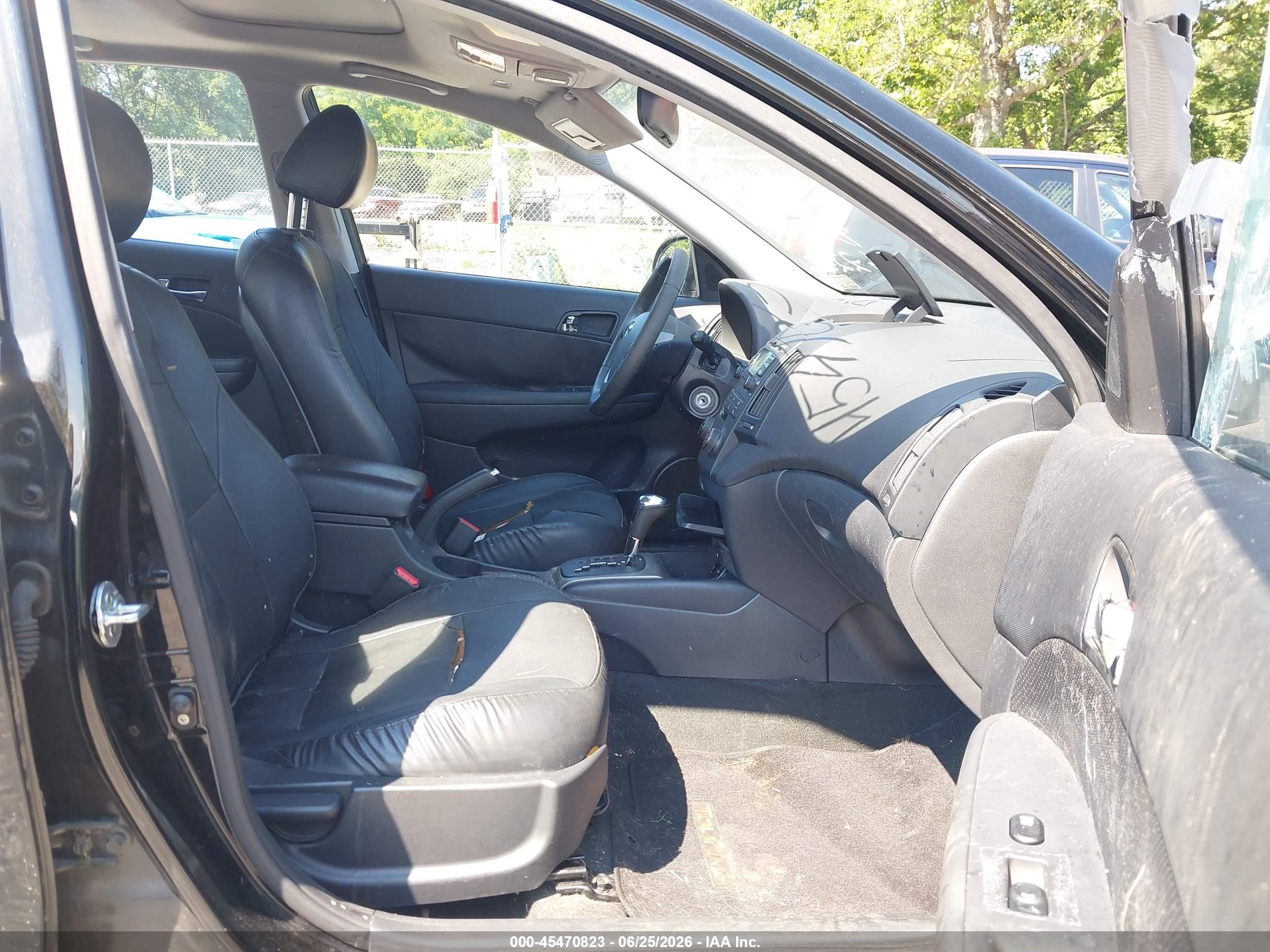2012 Hyundai Elantra Touring Se Black vin: KMHDC8AE6CU152052