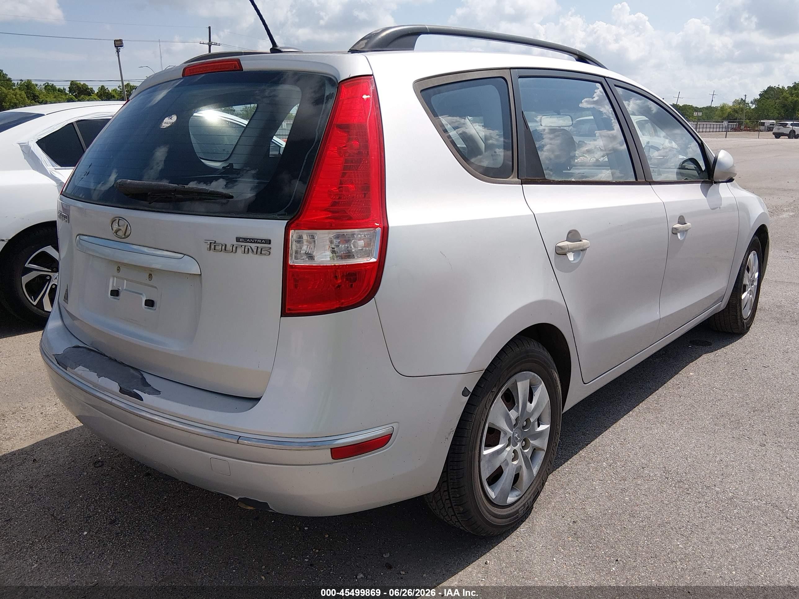 2010 Hyundai Elantra Touring Gls Серебряный vin: KMHDC8AE7AU082753