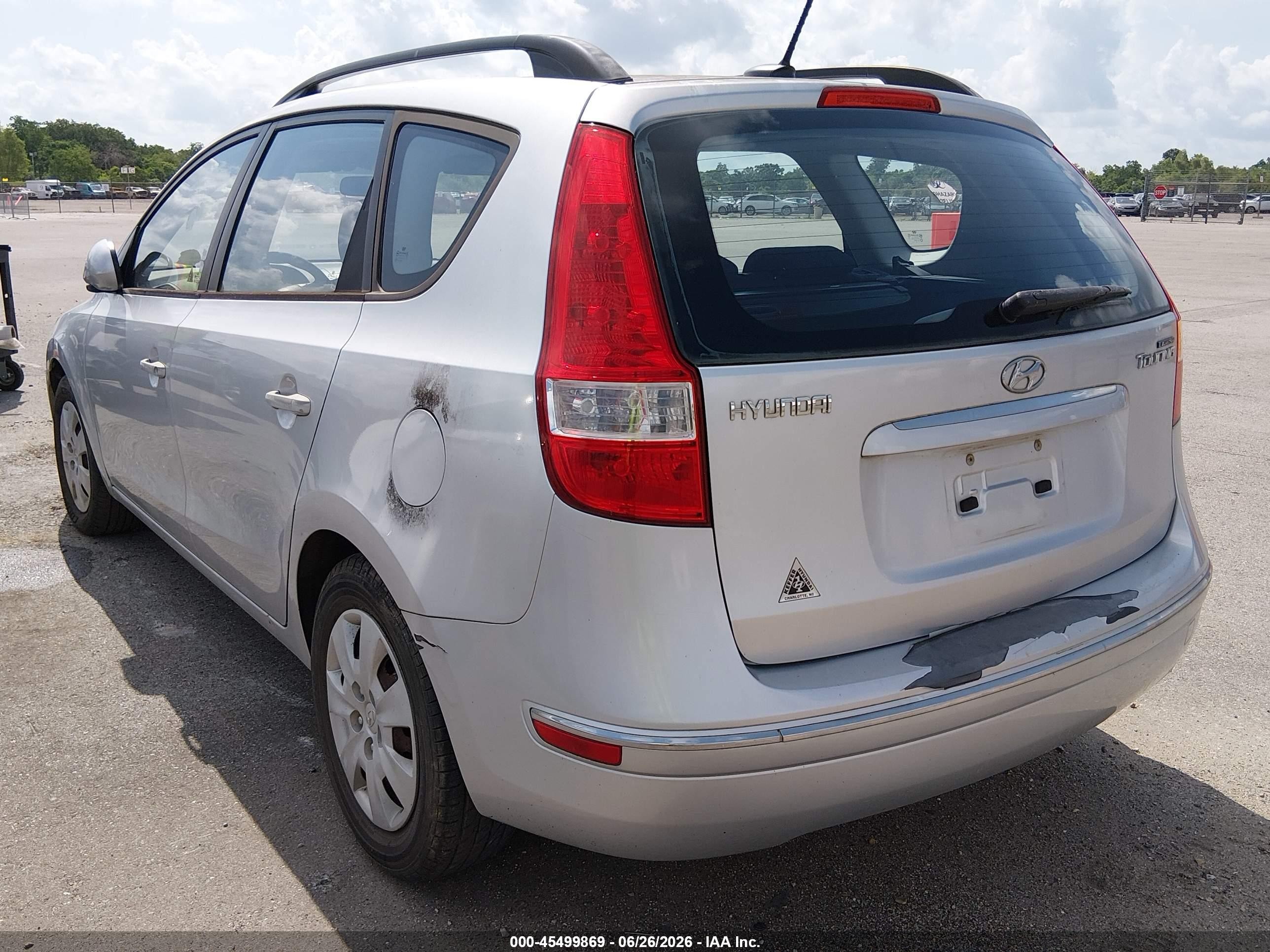 2010 Hyundai Elantra Touring Gls Серебряный vin: KMHDC8AE7AU082753
