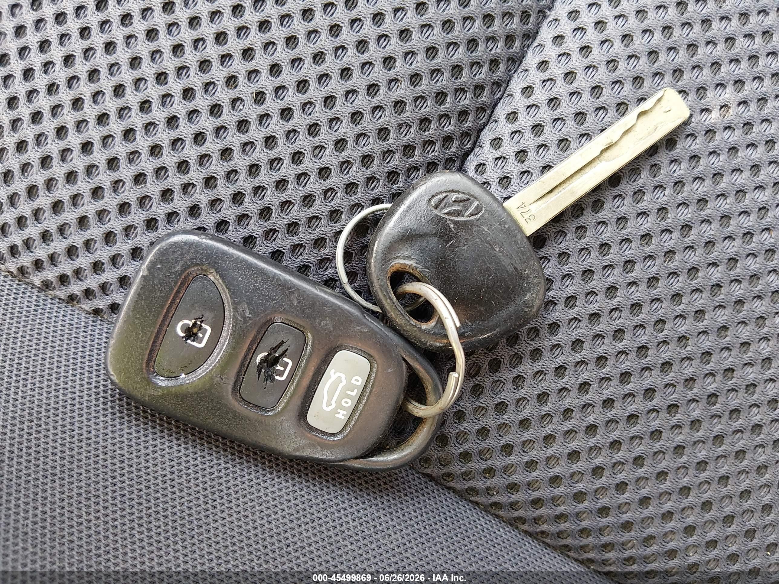 2010 Hyundai Elantra Touring Gls Серебряный vin: KMHDC8AE7AU082753