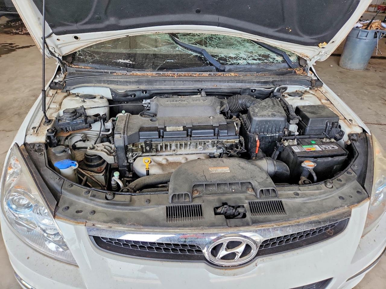2011 Hyundai Elantra Touring Gls White vin: KMHDC8AE7BU088635