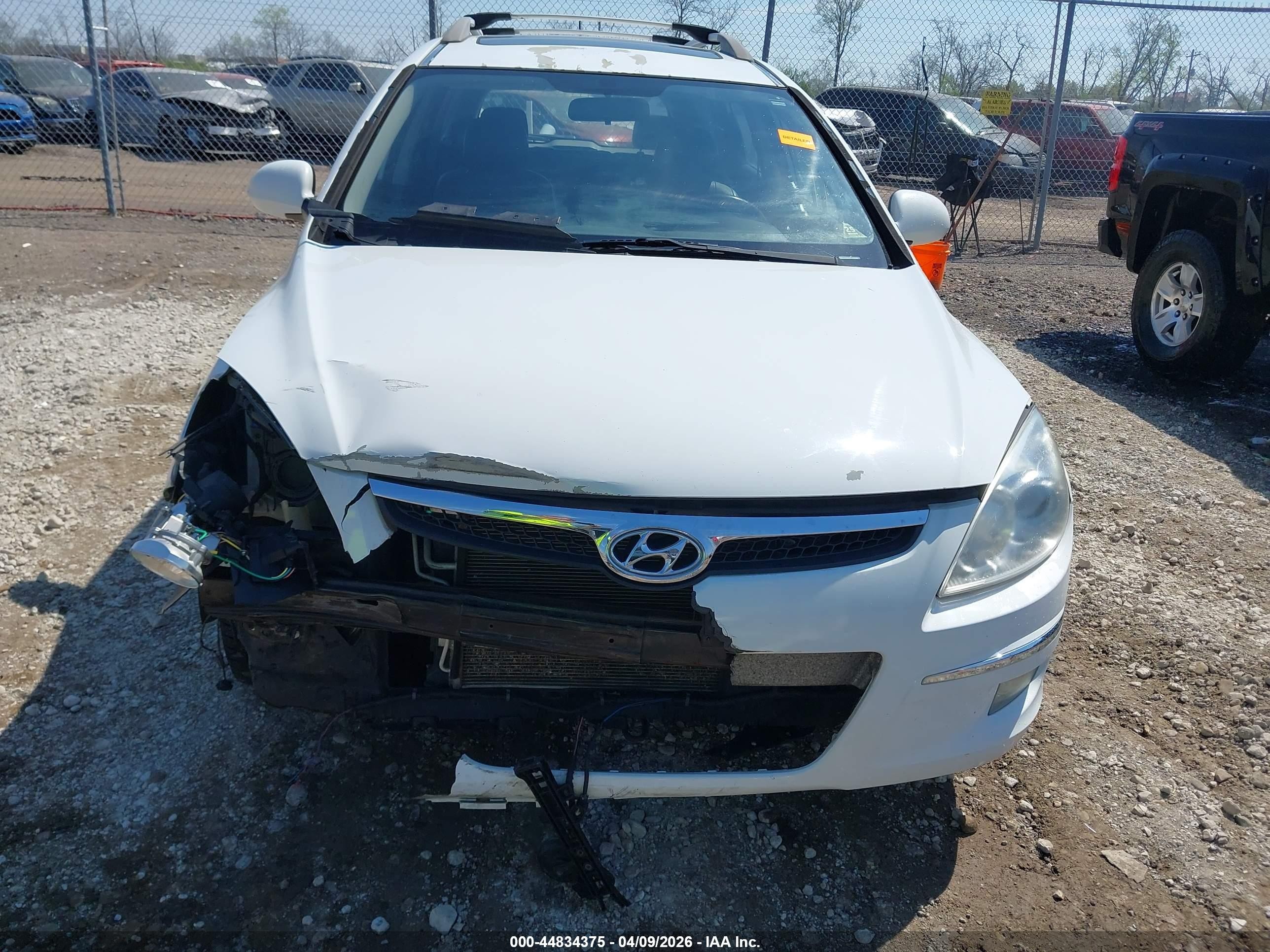 2012 Hyundai Elantra Touring Se Белый vin: KMHDC8AE7CU127127