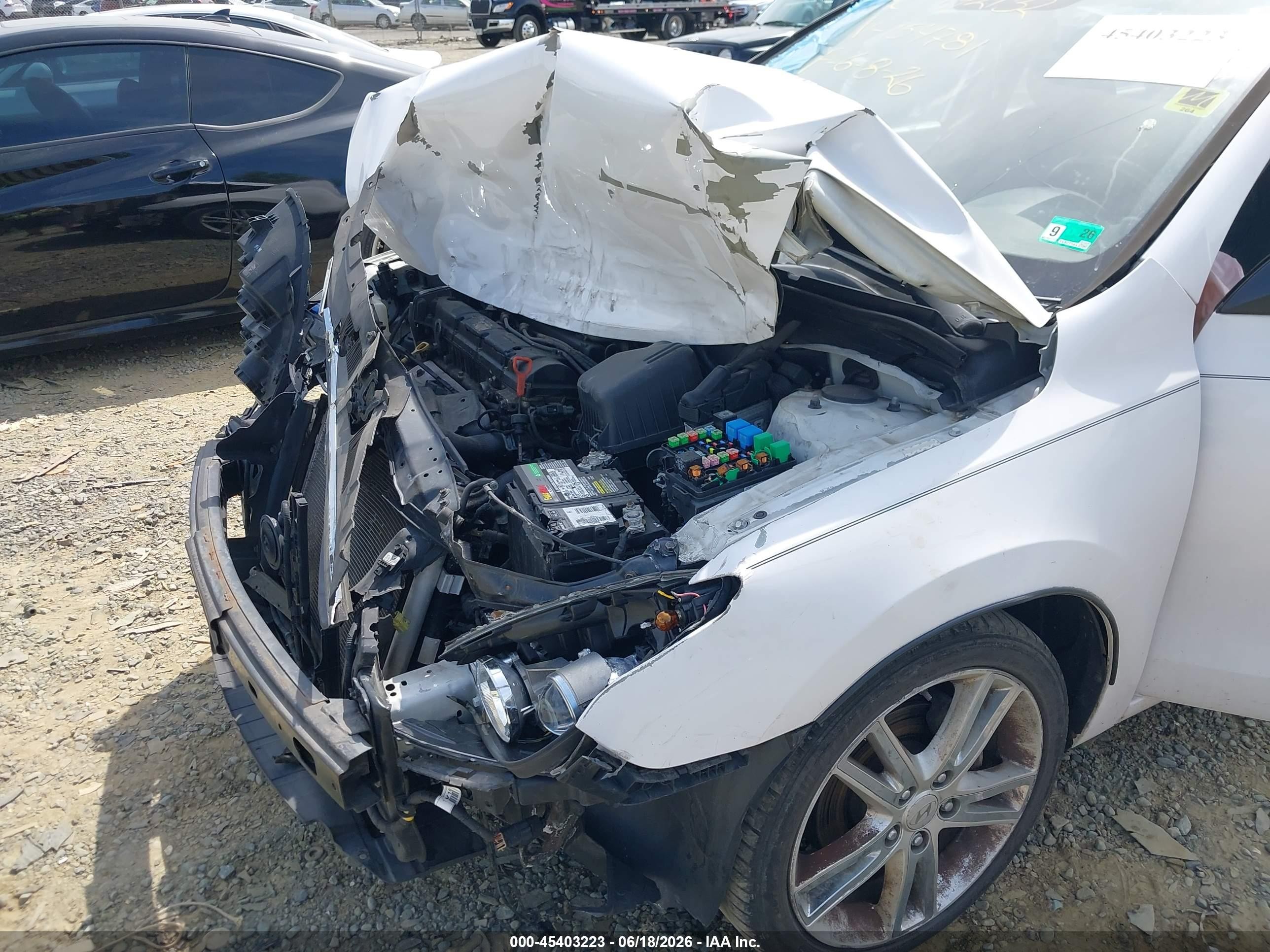 2012 Hyundai Elantra Touring Se White vin: KMHDC8AE7CU154781