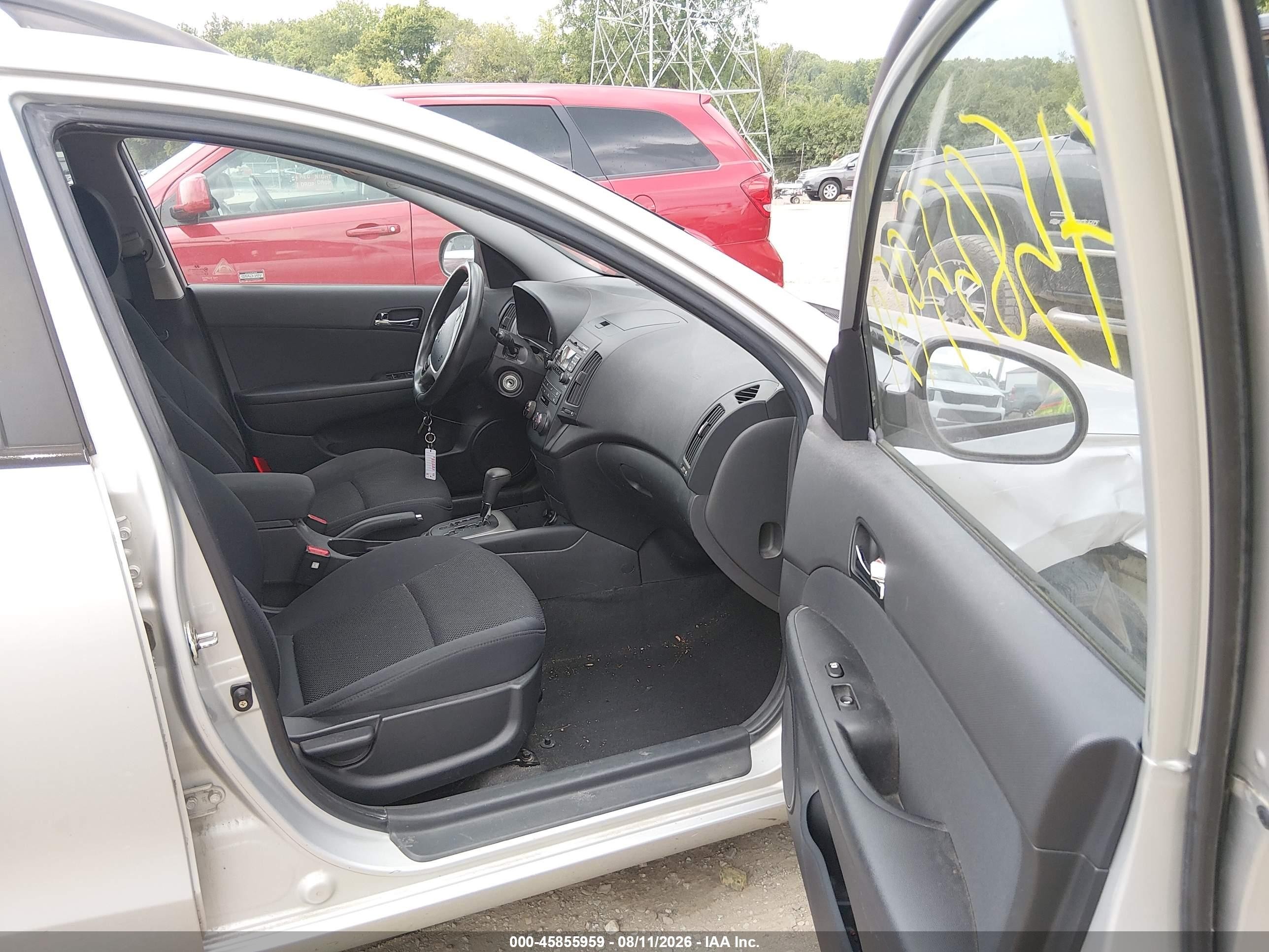2010 Hyundai Elantra Touring Gls Silver vin: KMHDC8AE8AU064407