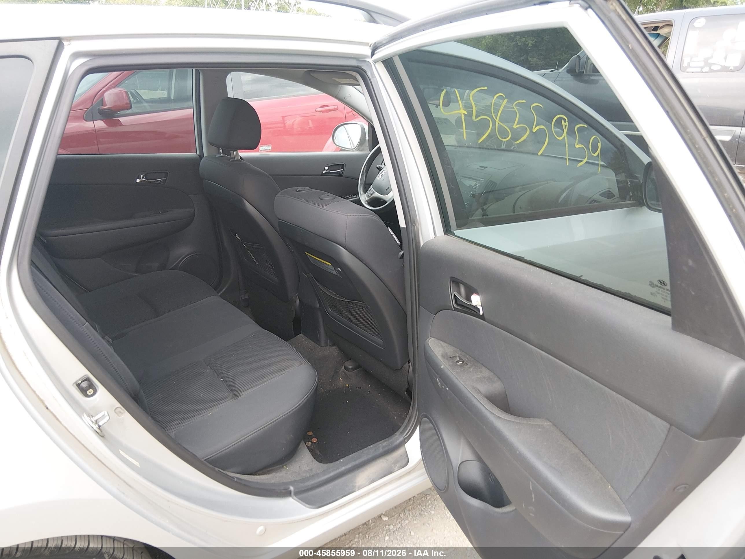 2010 Hyundai Elantra Touring Gls Silver vin: KMHDC8AE8AU064407