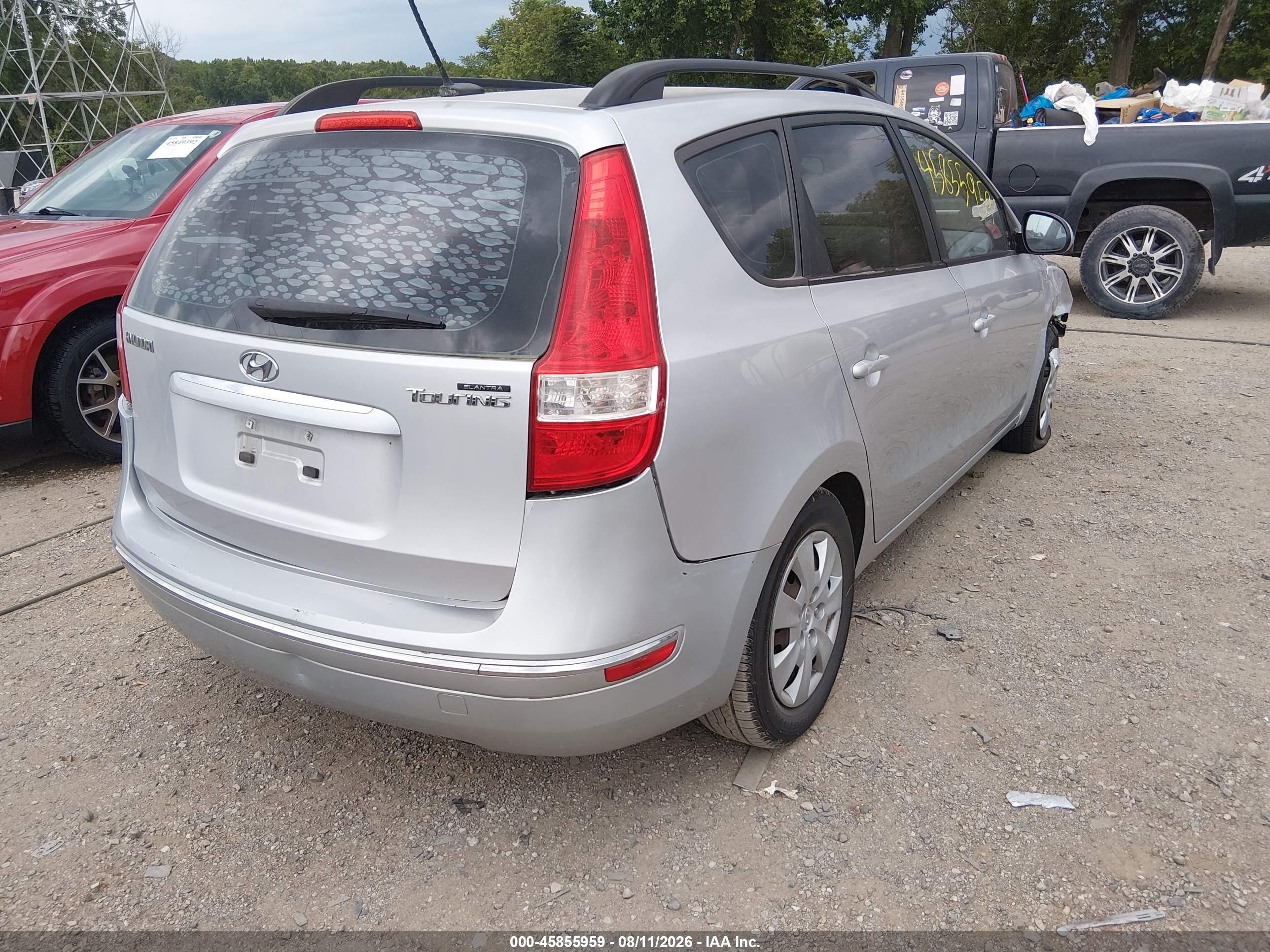 2010 Hyundai Elantra Touring Gls Silver vin: KMHDC8AE8AU064407