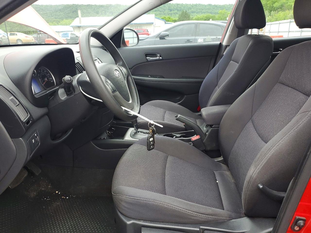 2011 Hyundai Elantra Touring Gls Red vin: KMHDC8AE8BU101182