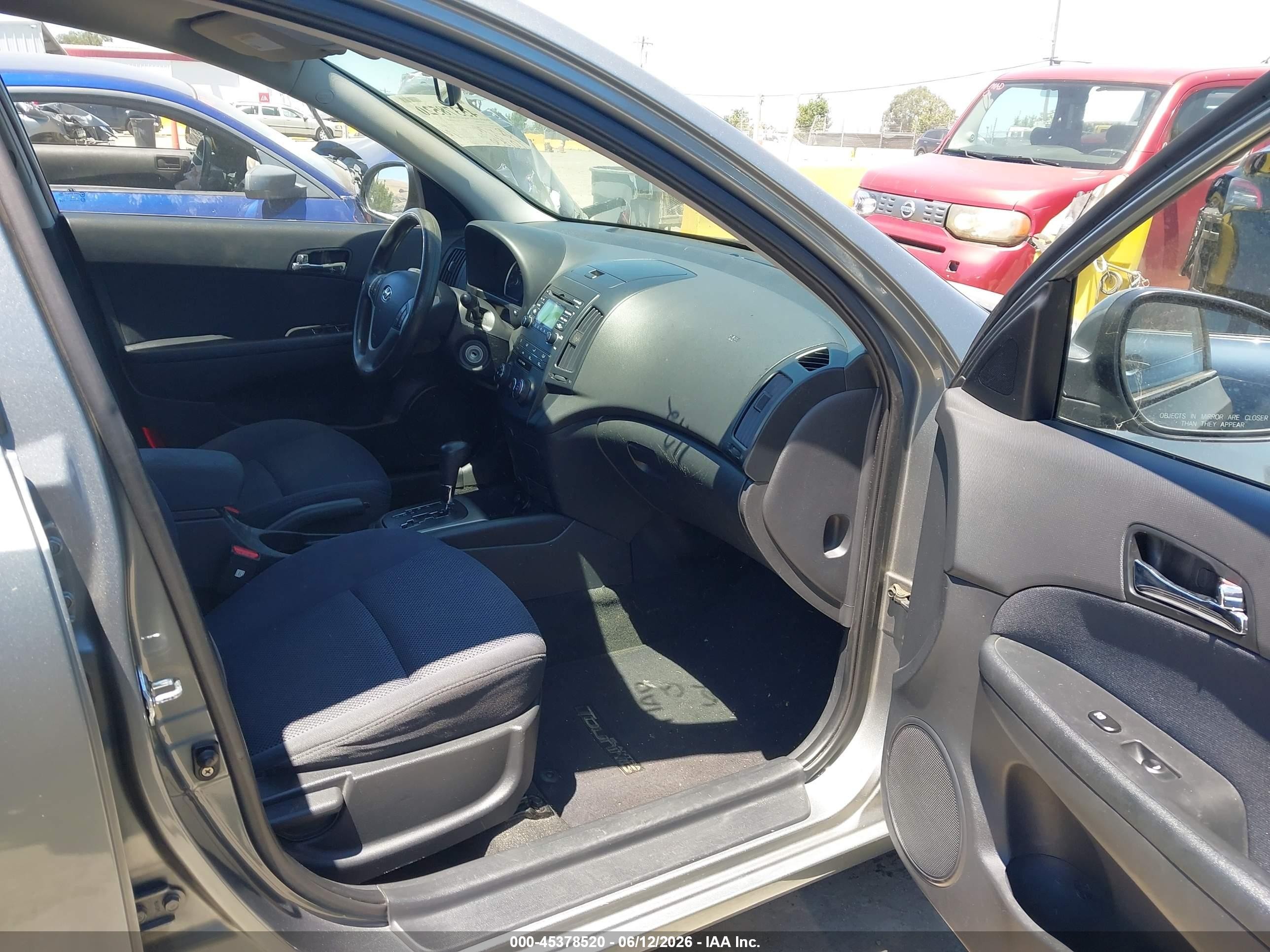 2010 Hyundai Elantra Touring Gls Gray vin: KMHDC8AE9AU083340
