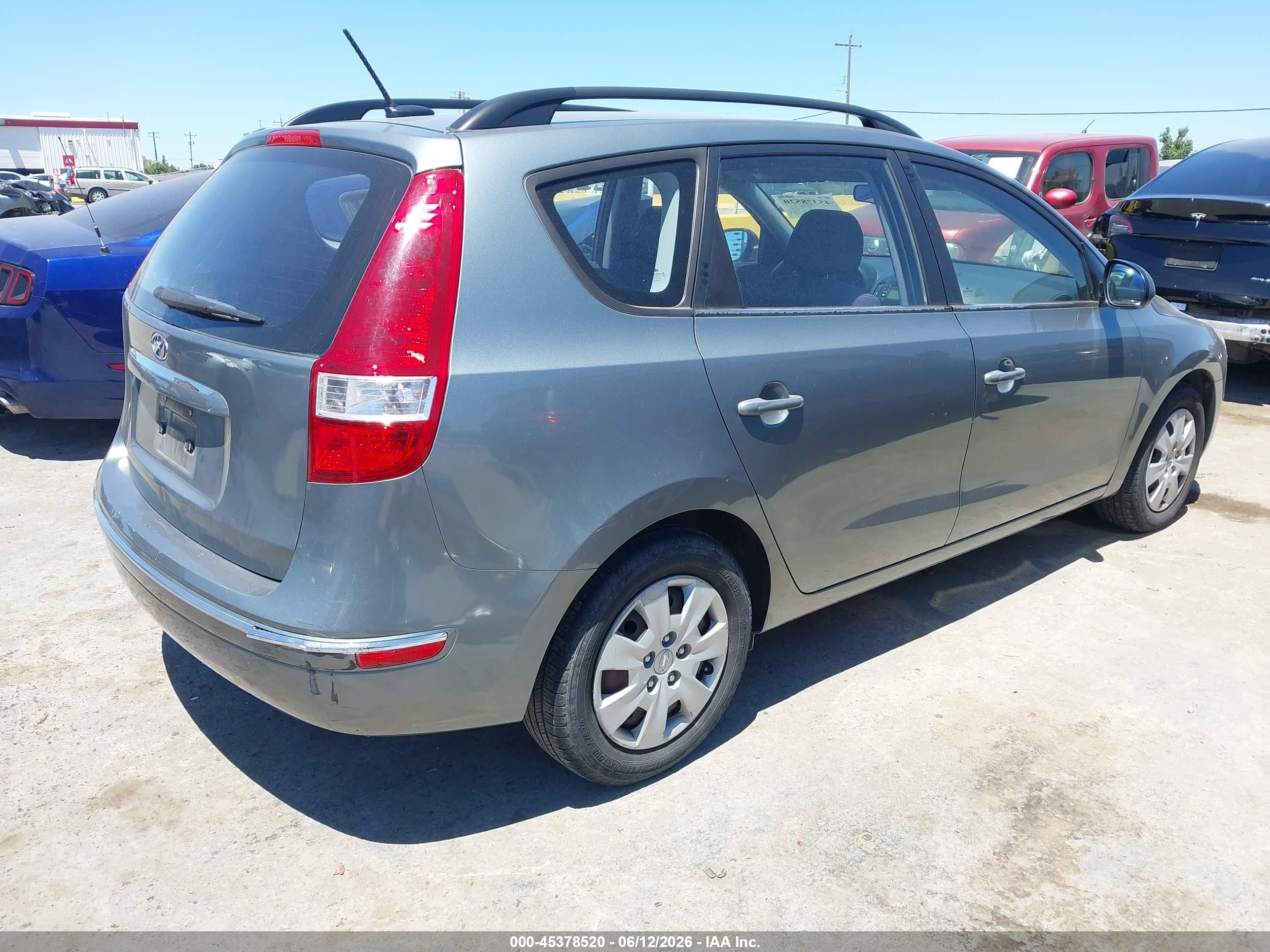 2010 Hyundai Elantra Touring Gls Gray vin: KMHDC8AE9AU083340