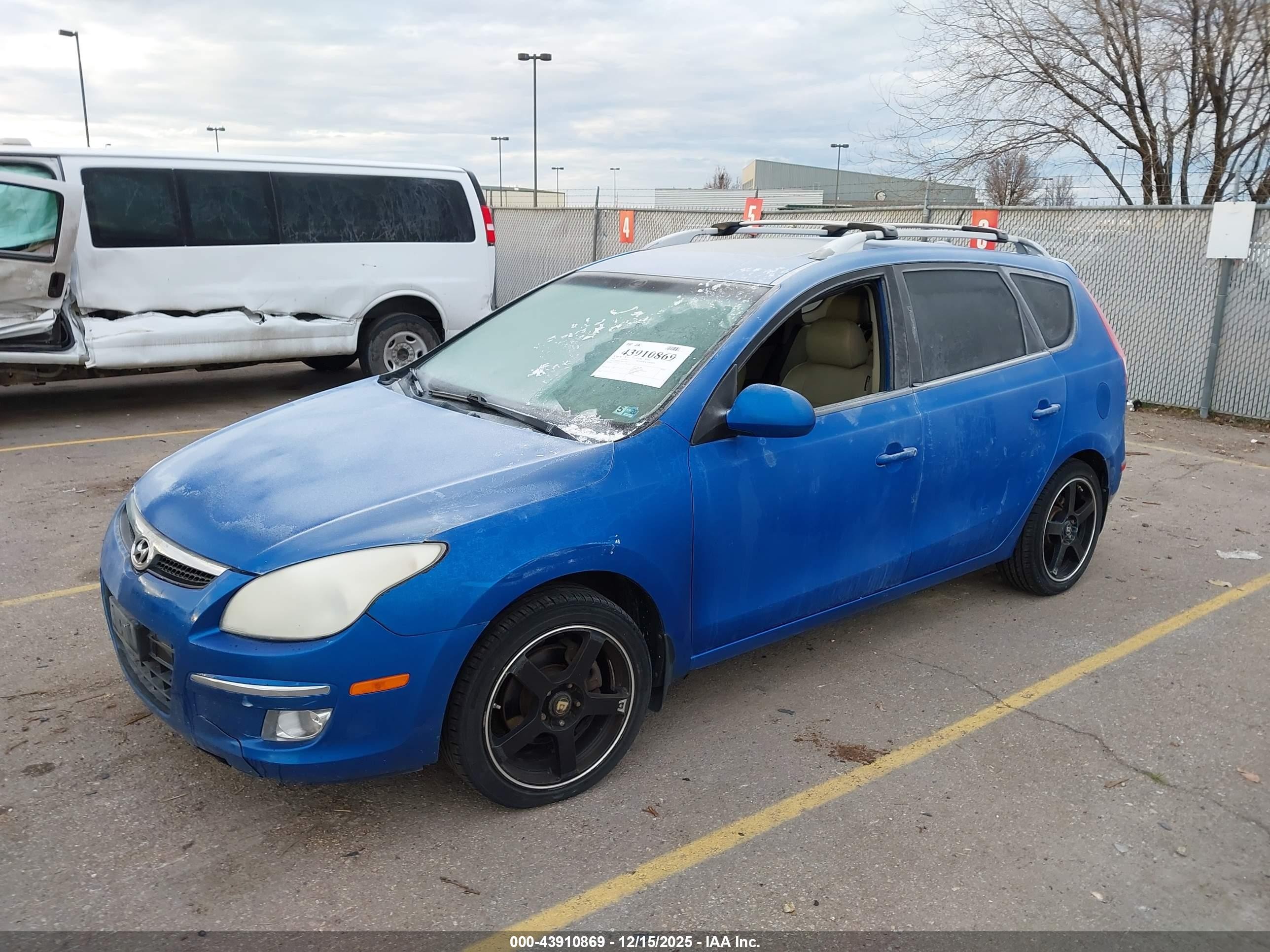 2011 Hyundai Elantra Touring Se Blue vin: KMHDC8AE9BU120193