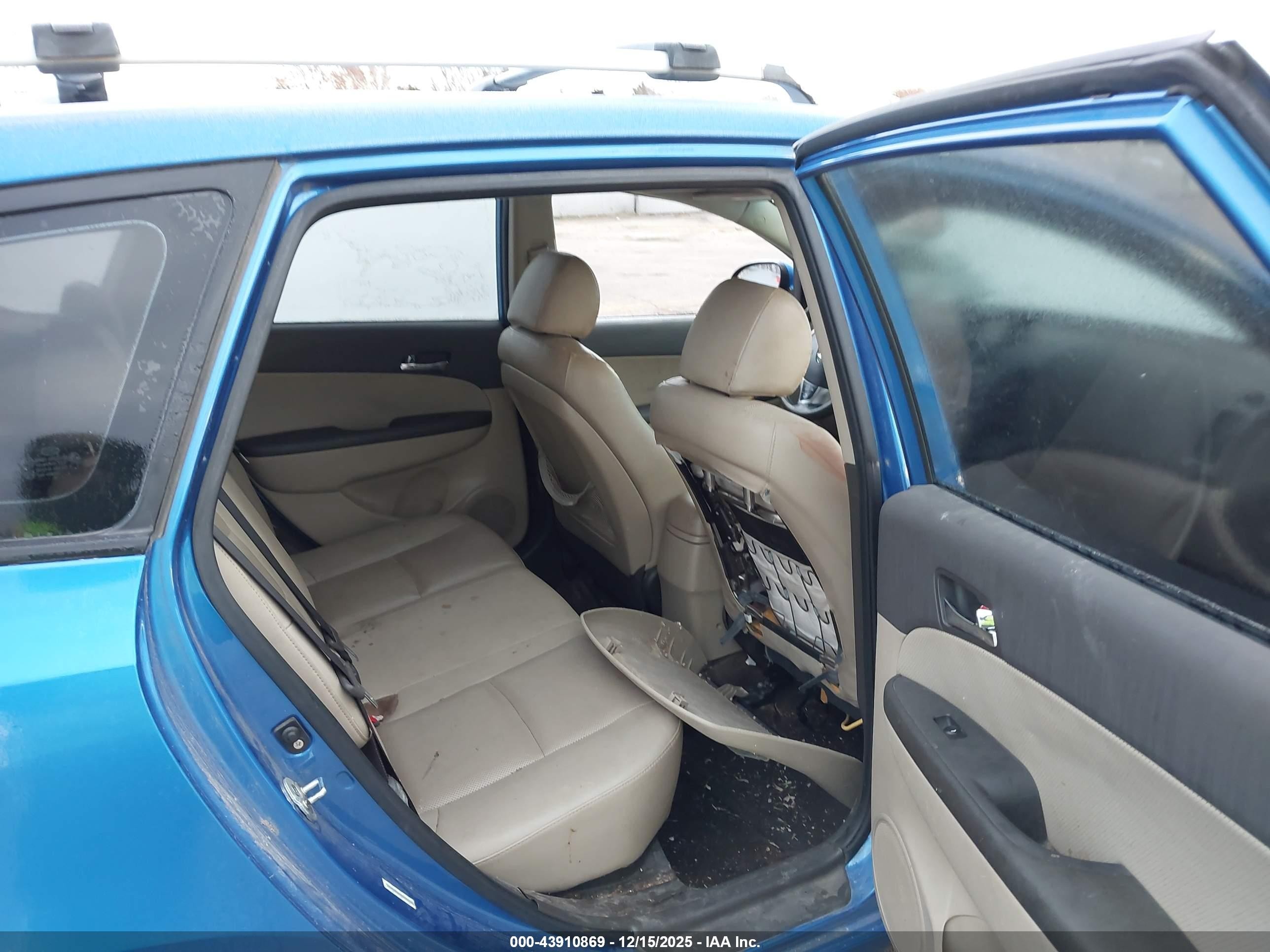 2011 Hyundai Elantra Touring Se Blue vin: KMHDC8AE9BU120193