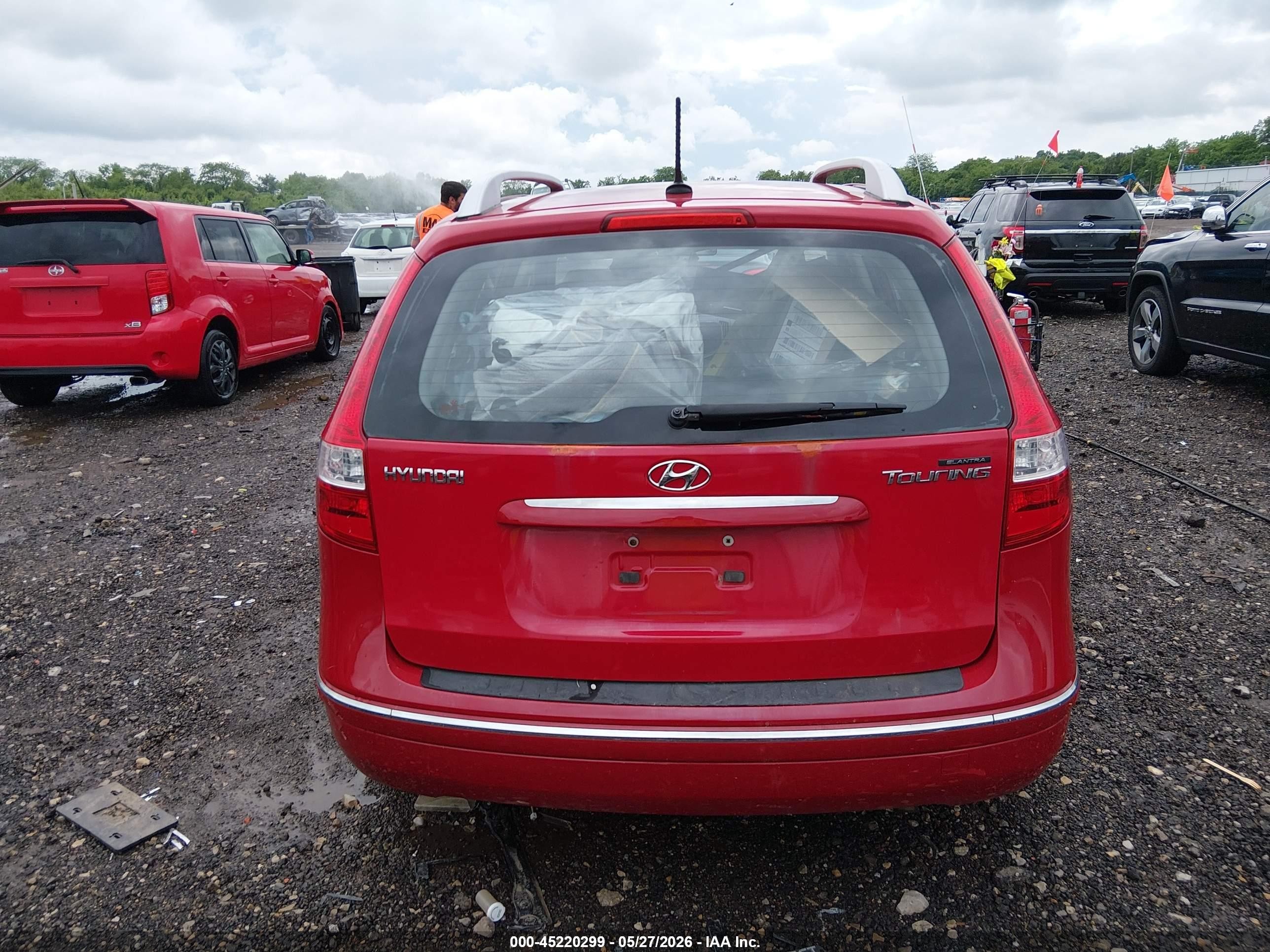 2012 Hyundai Elantra Touring Se Red vin: KMHDC8AE9CU143023