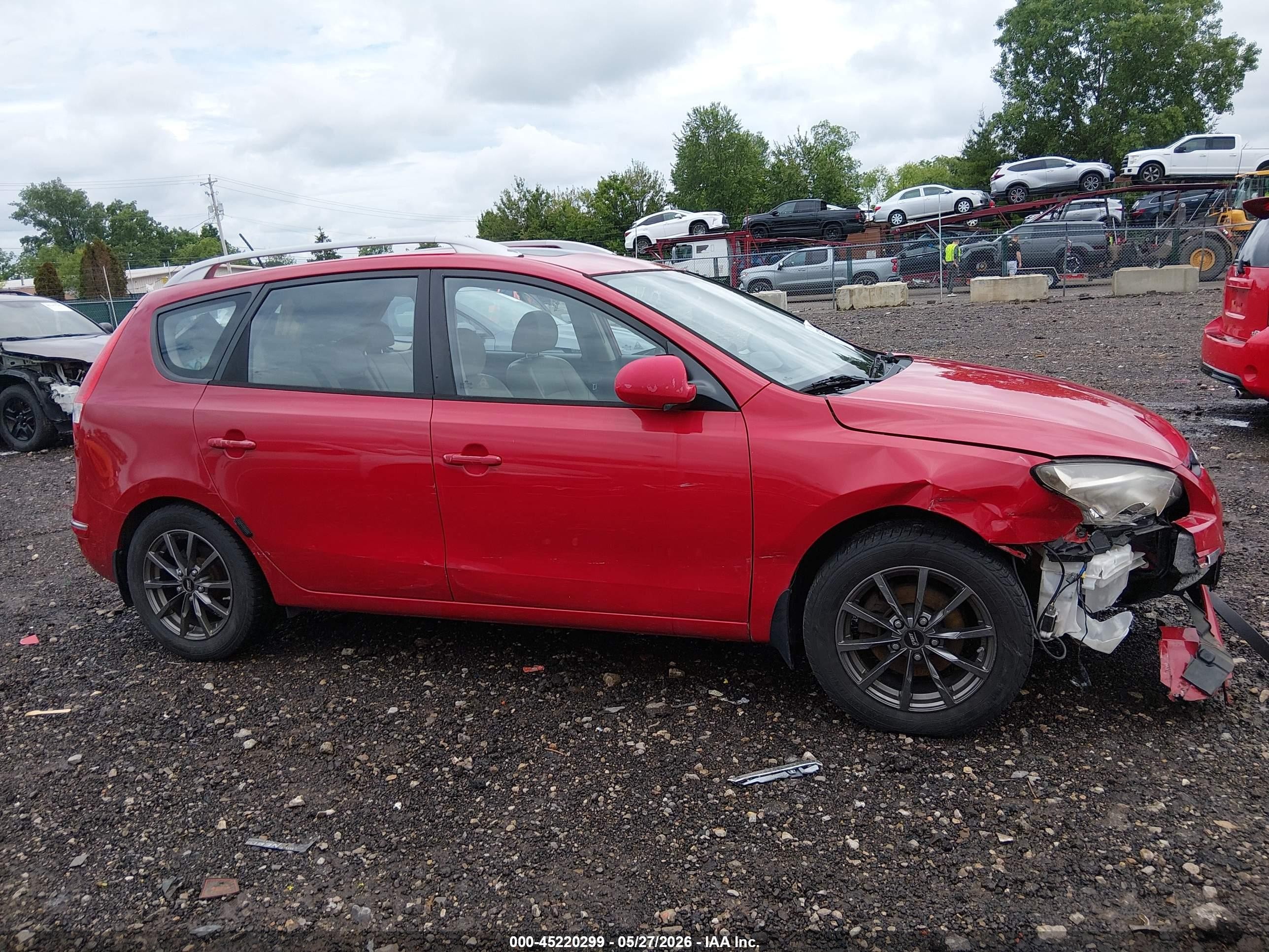 2012 Hyundai Elantra Touring Se Red vin: KMHDC8AE9CU143023
