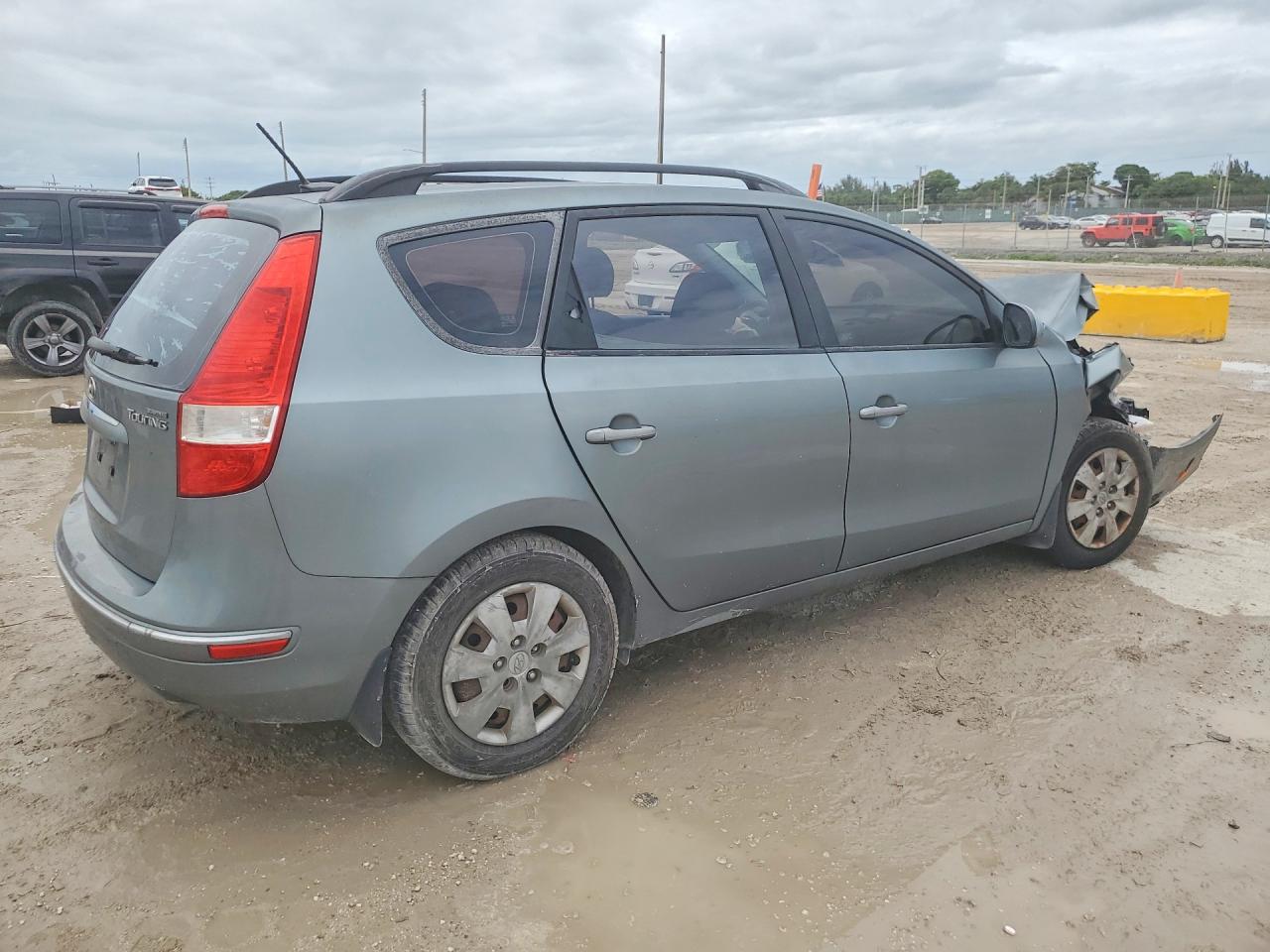 2010 Hyundai Elantra Touring Gls Угольный vin: KMHDC8AEXAU074047