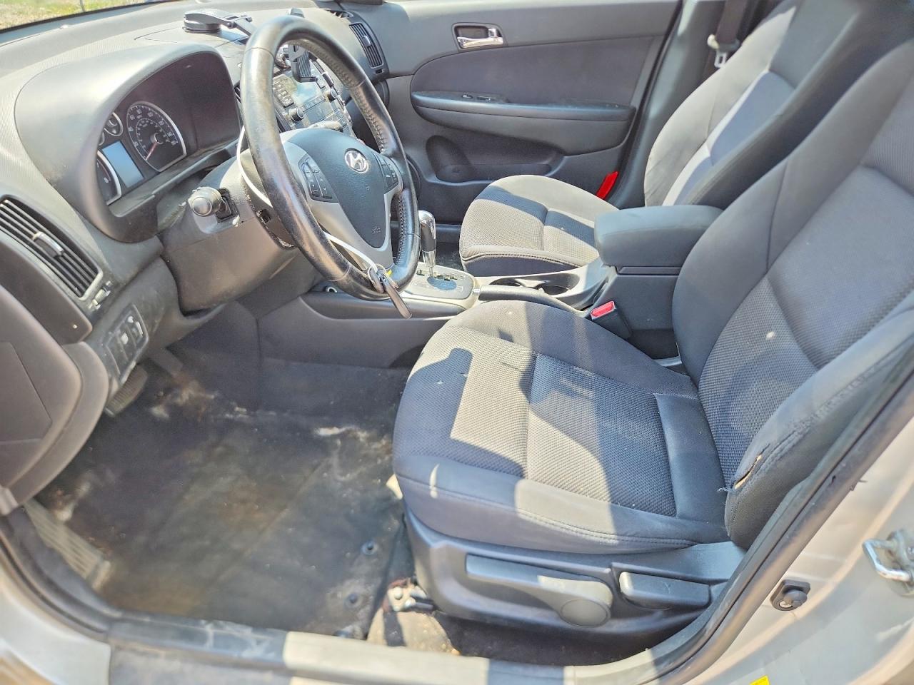2010 Hyundai Elantra Touring Se Серебряный vin: KMHDC8AEXAU074663