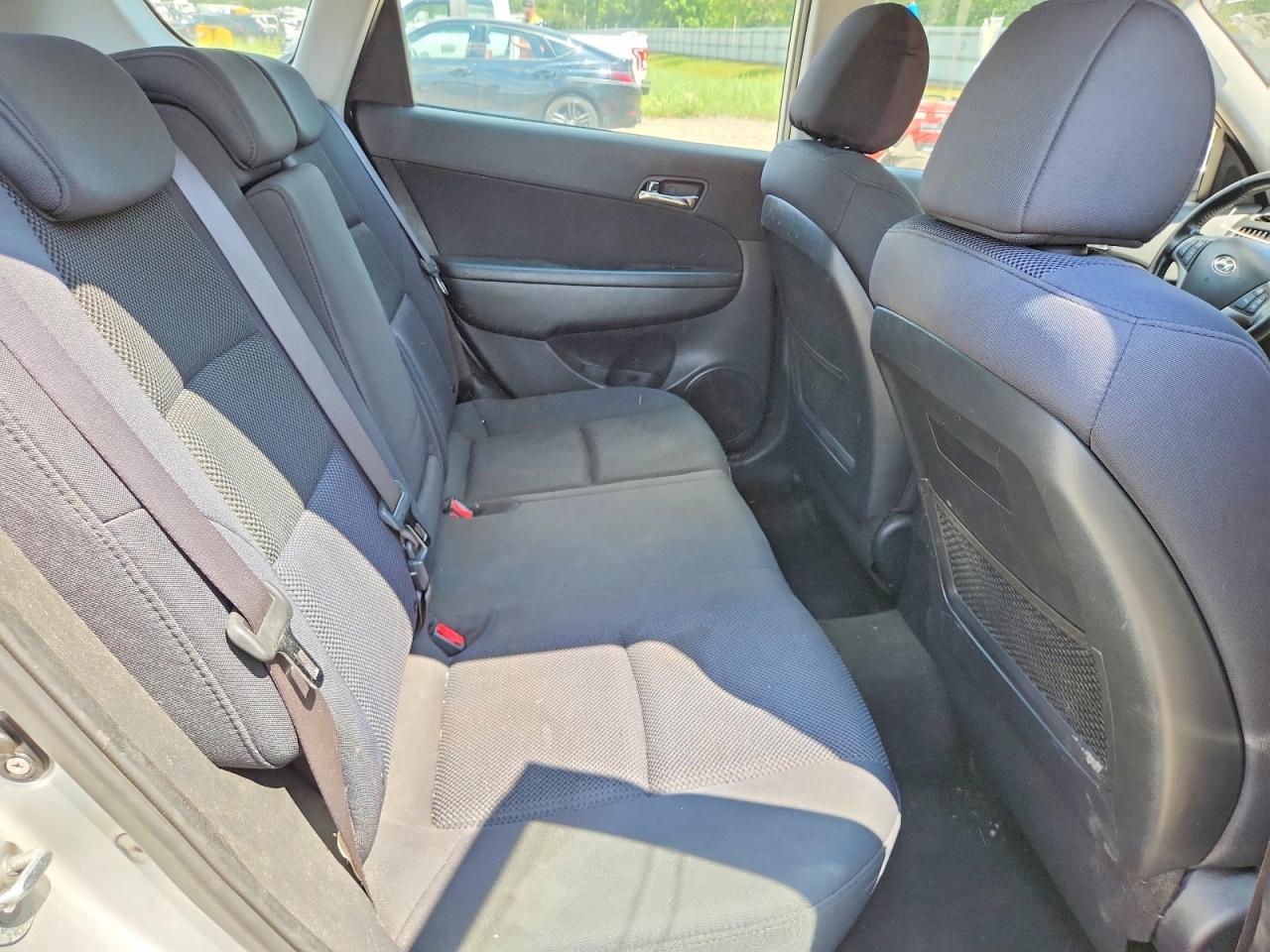 2010 Hyundai Elantra Touring Se Серебряный vin: KMHDC8AEXAU074663