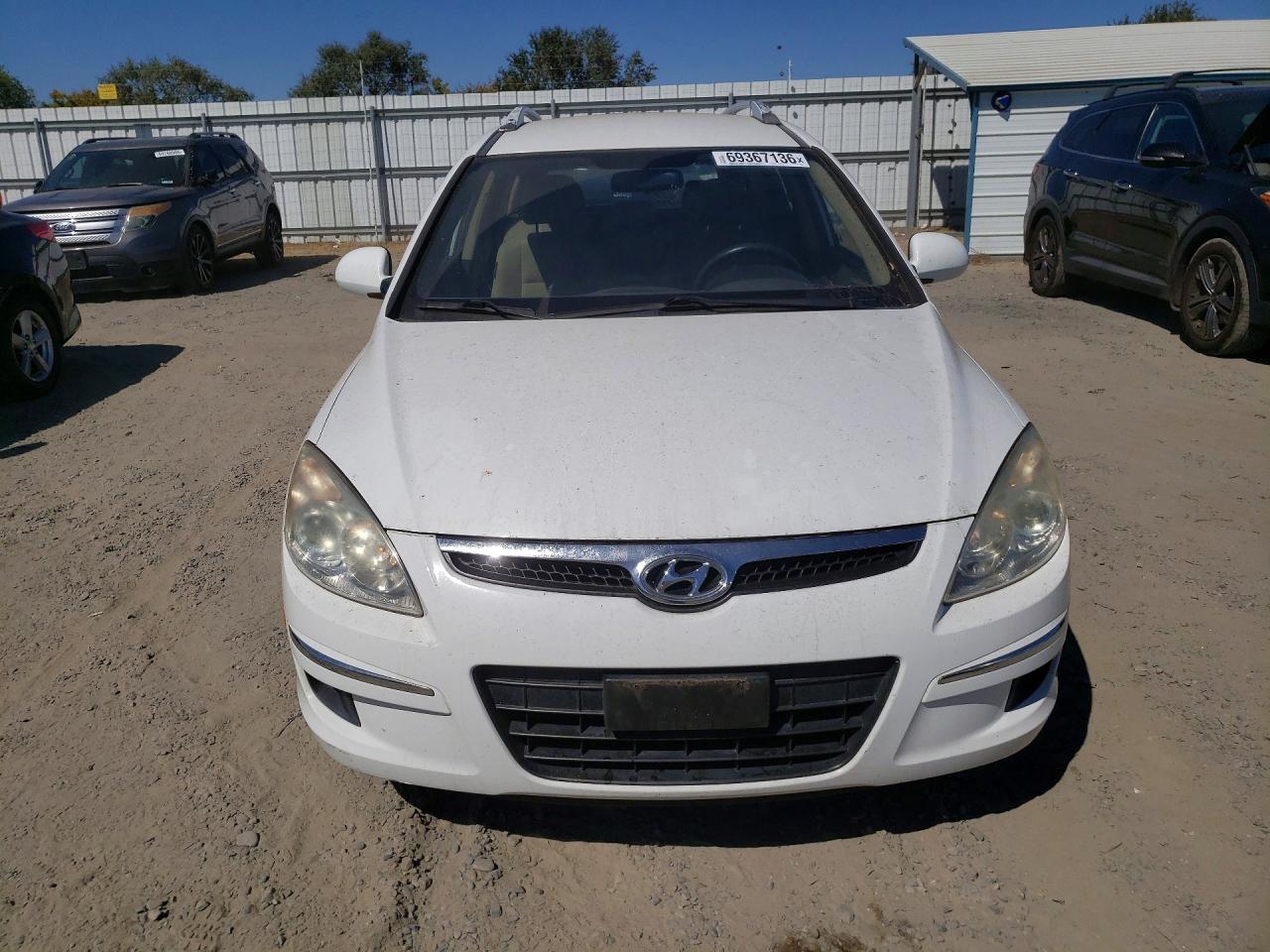2011 Hyundai Elantra Touring Gls White vin: KMHDC8AEXBU102298