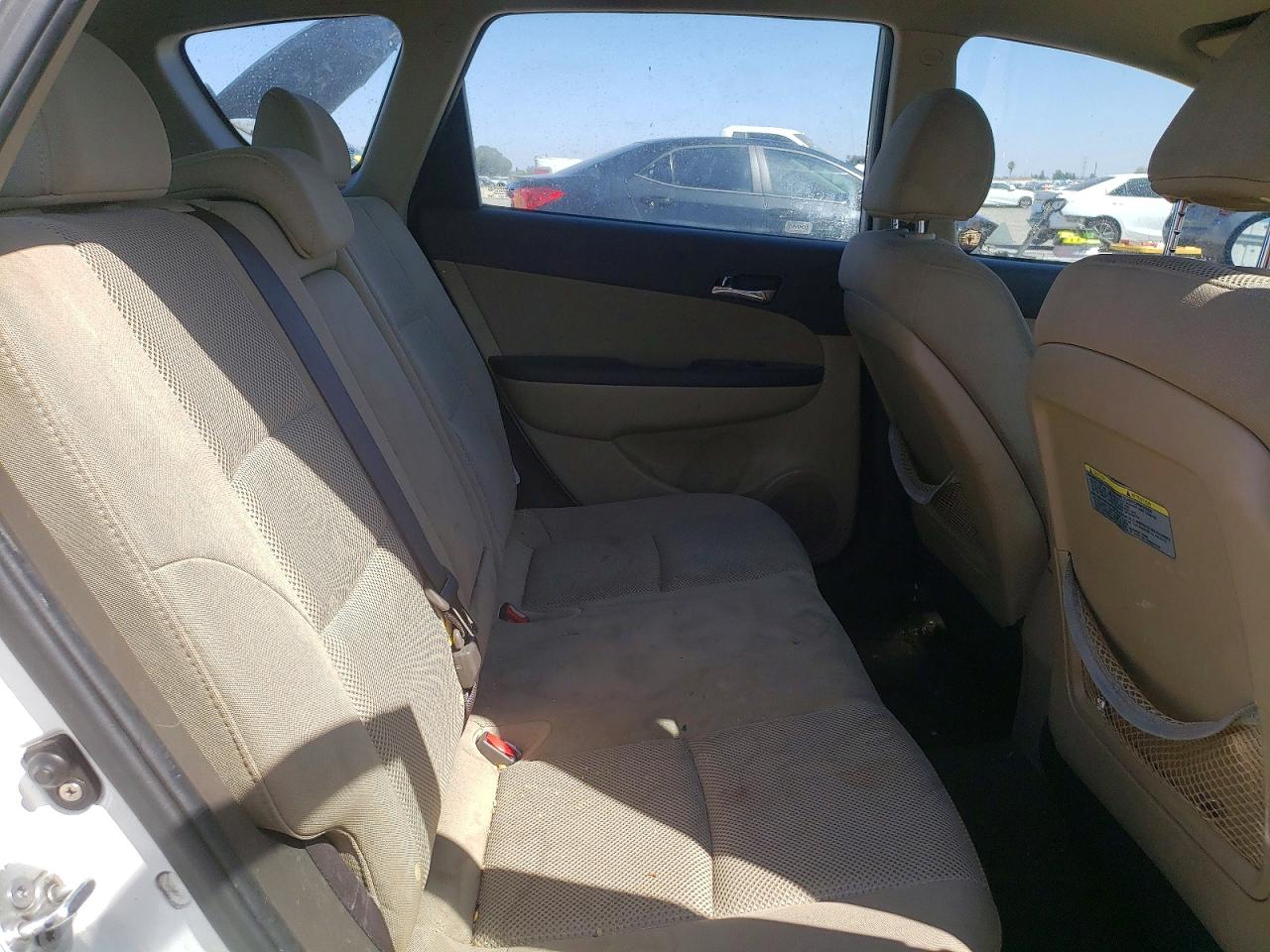 2011 Hyundai Elantra Touring Gls White vin: KMHDC8AEXBU102298