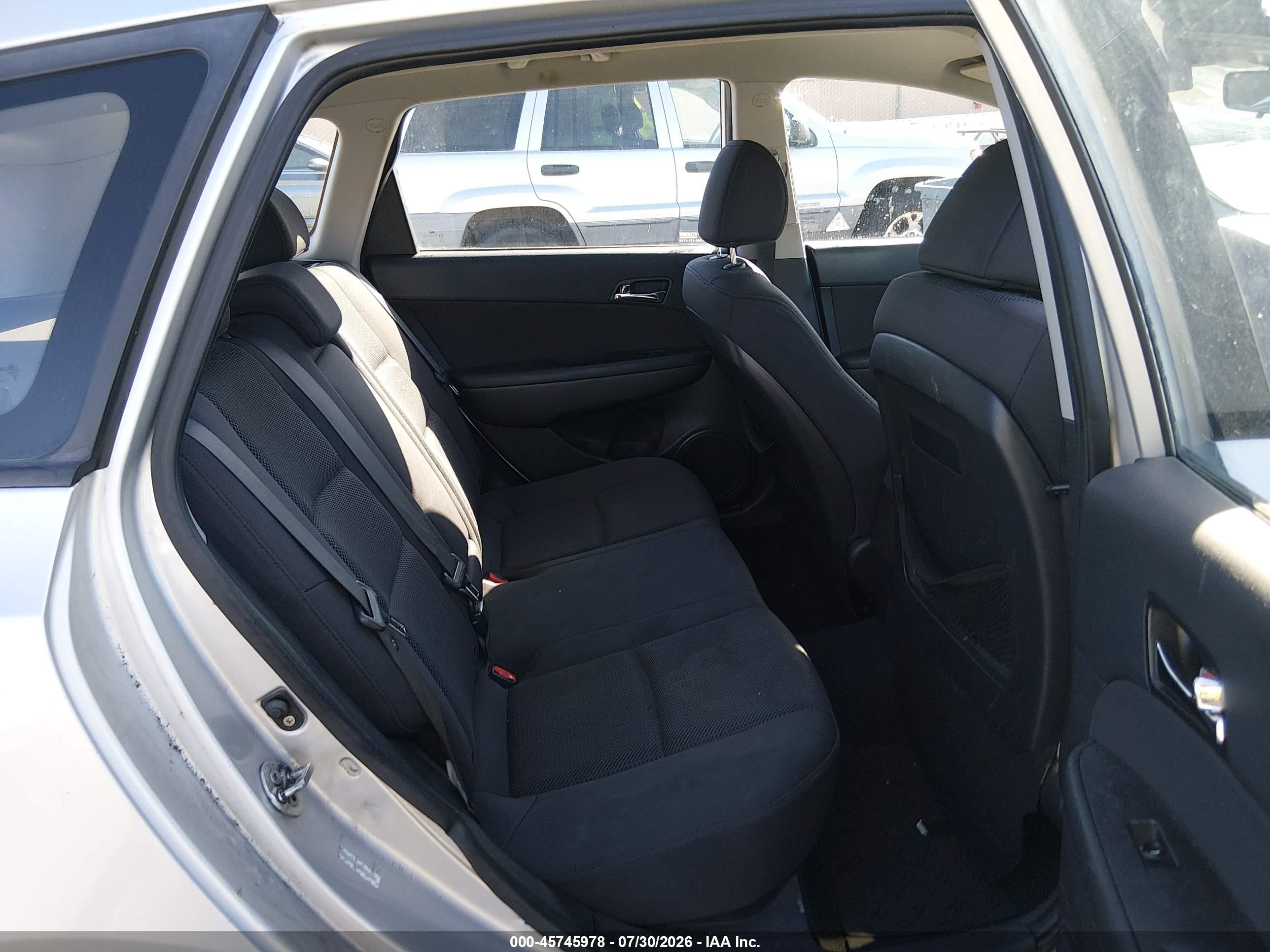 2011 Hyundai Elantra Touring Gls Серебряный vin: KMHDC8AEXBU113902