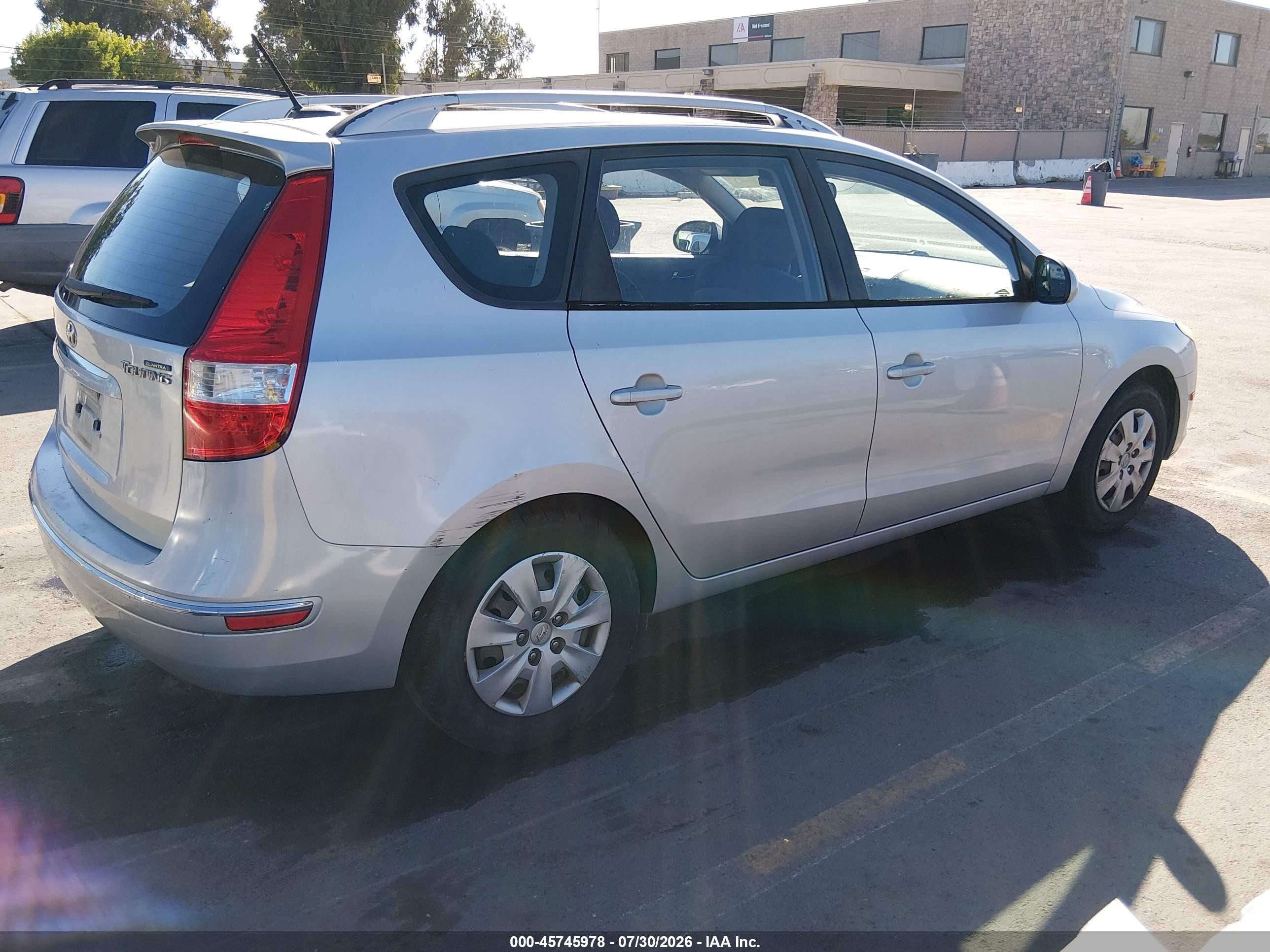 2011 Hyundai Elantra Touring Gls Серебряный vin: KMHDC8AEXBU113902