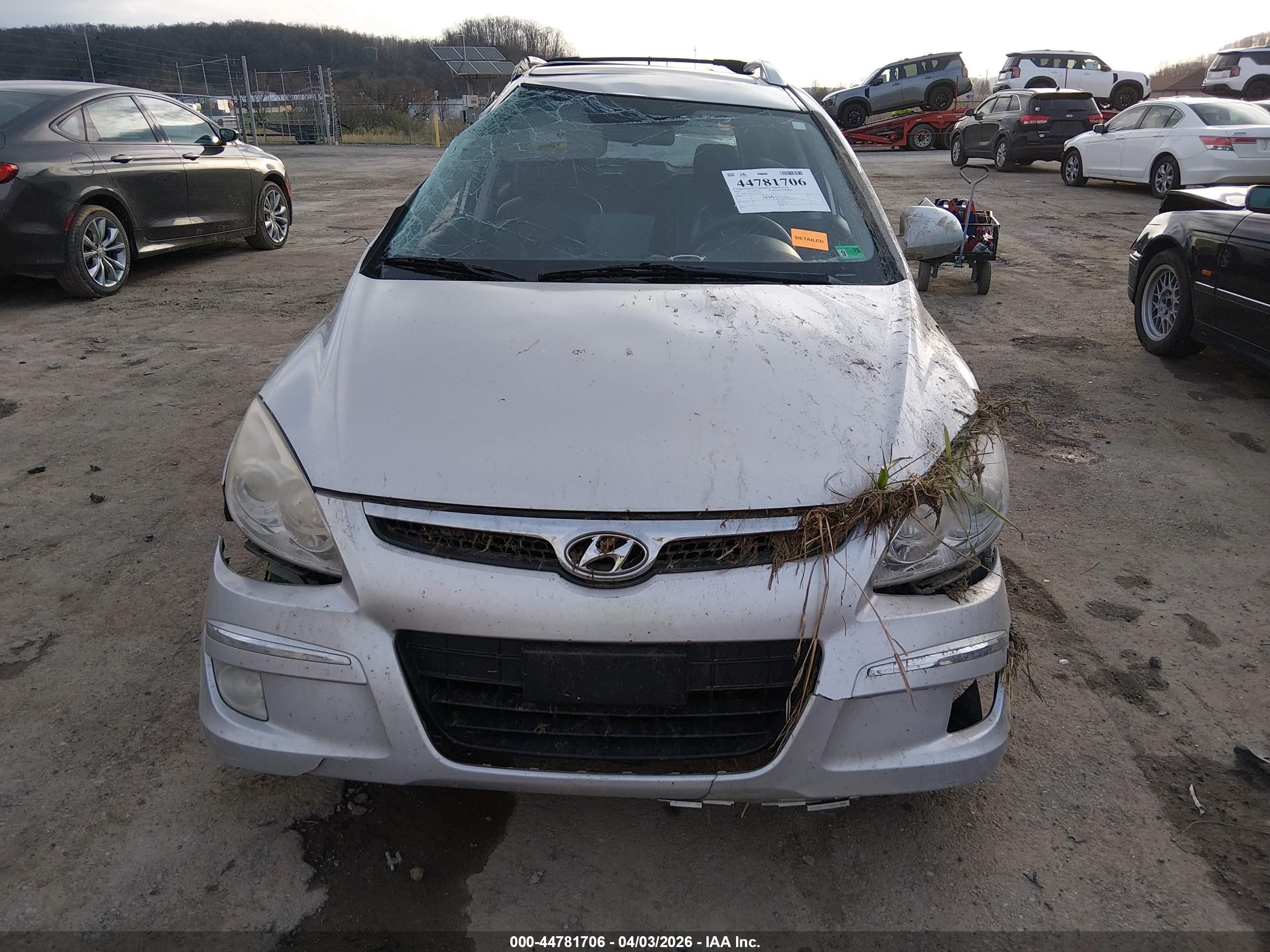 2012 Hyundai Elantra Touring Se Silver vin: KMHDC8AEXCU131415