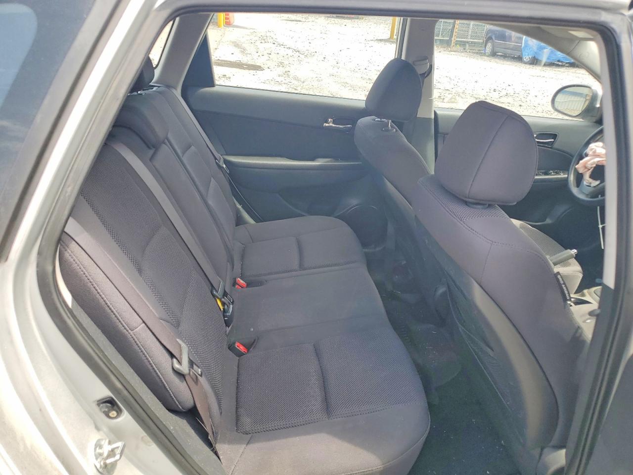 2012 Hyundai Elantra Touring Gls Silver vin: KMHDC8AEXCU155794