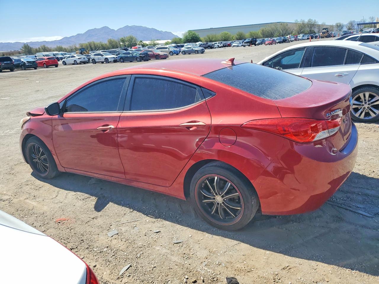 2011 Hyundai Elantra Gls Red vin: KMHDH4AE0BU090916