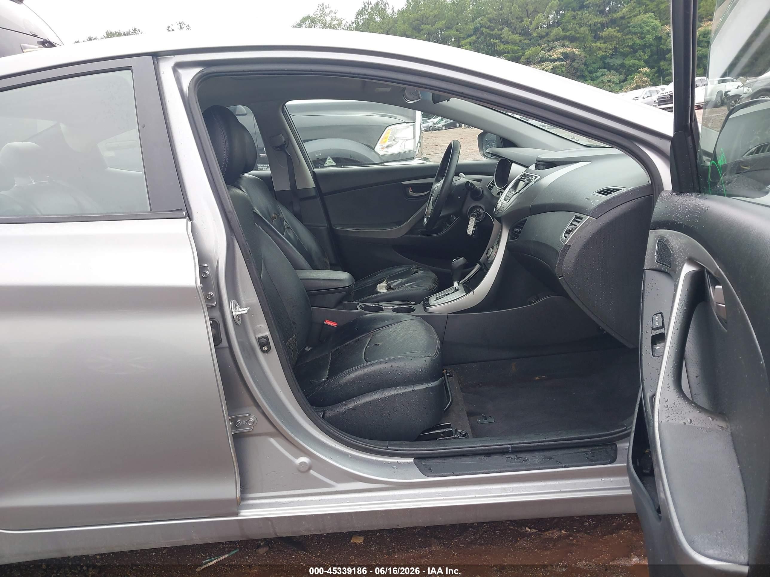 2011 Hyundai Elantra Limited (ulsan Plant) Silver vin: KMHDH4AE0BU101221