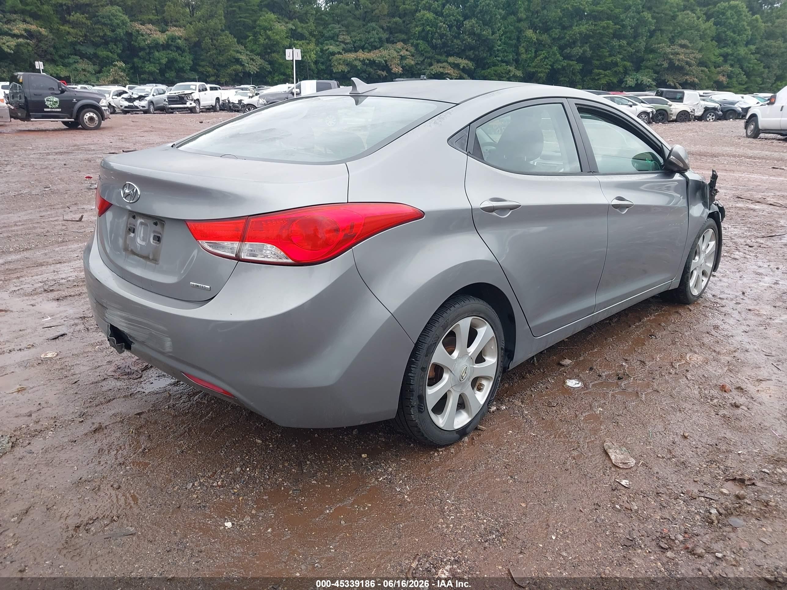 2011 Hyundai Elantra Limited (ulsan Plant) Silver vin: KMHDH4AE0BU101221