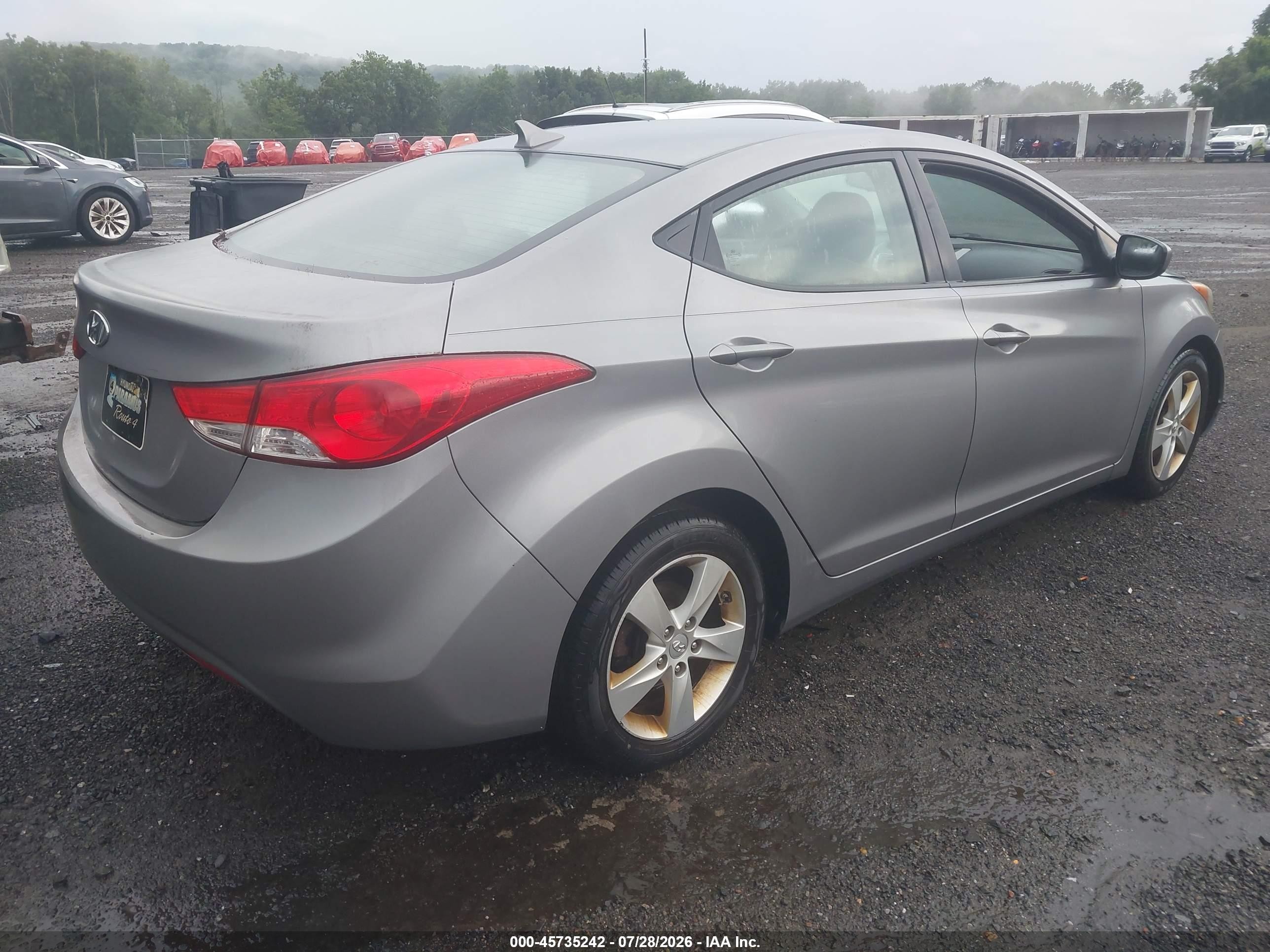 2011 Hyundai Elantra Gls (ulsan Plant) Silver vin: KMHDH4AE0BU107603
