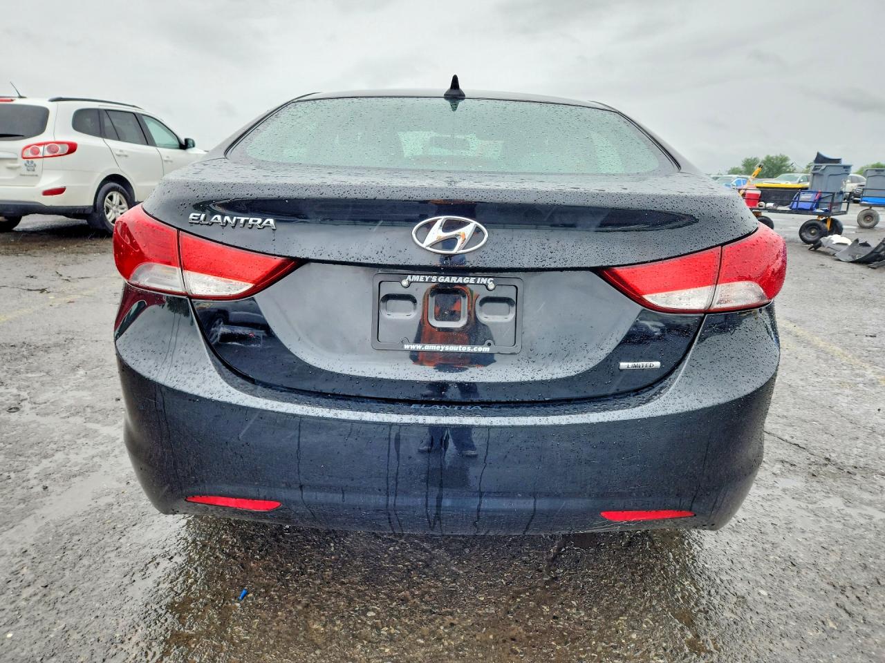 2011 Hyundai Elantra Limited Black vin: KMHDH4AE0BU117032