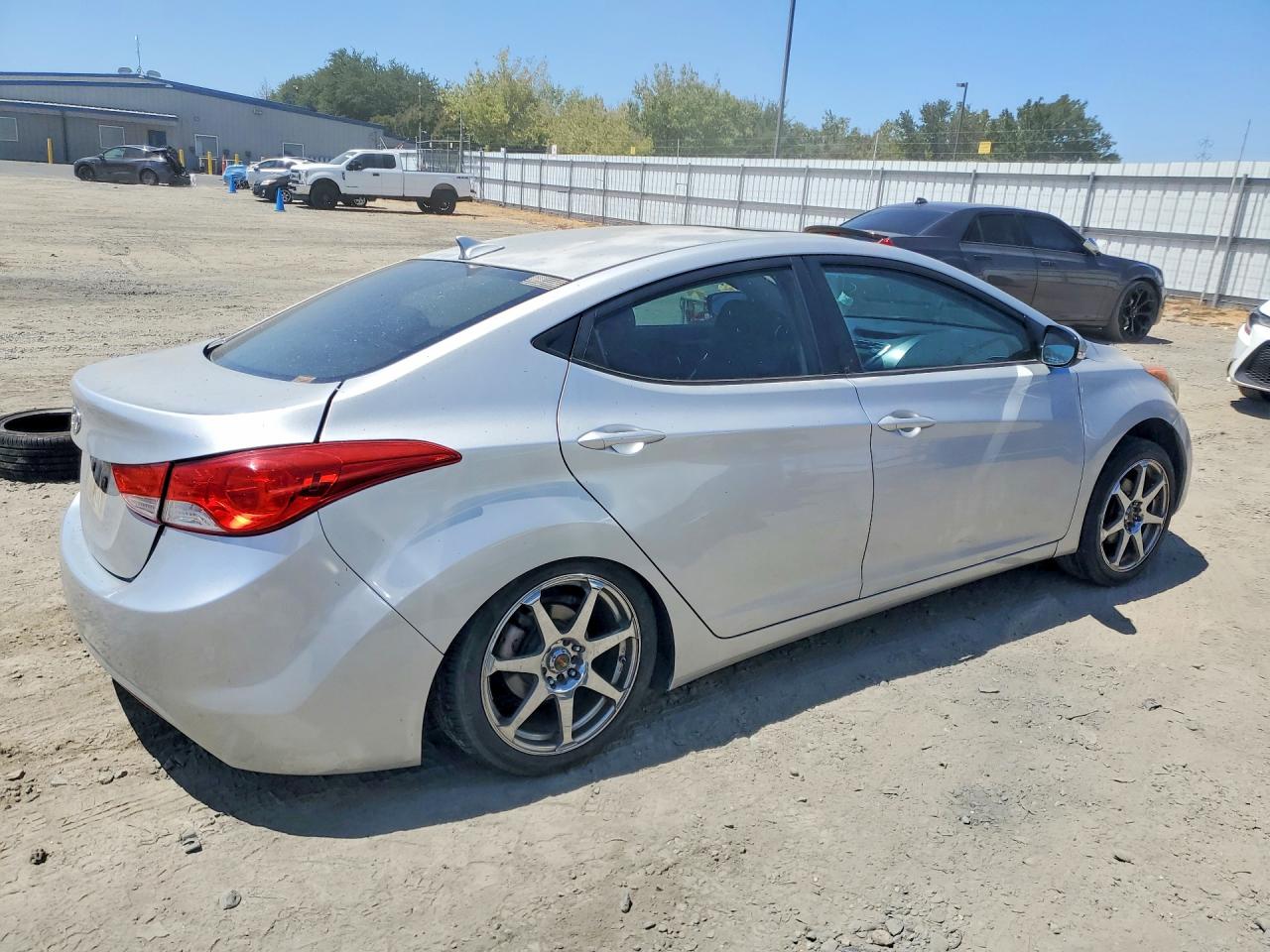 2011 Hyundai Elantra Limited Silver vin: KMHDH4AE0BU121730