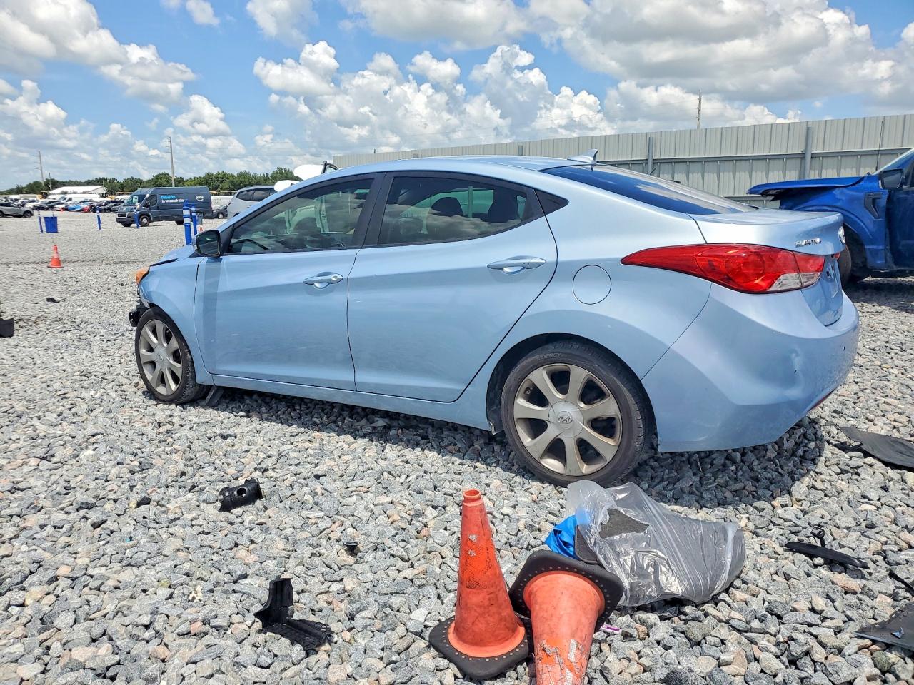 2011 Hyundai Elantra Limited Blue vin: KMHDH4AE0BU143520