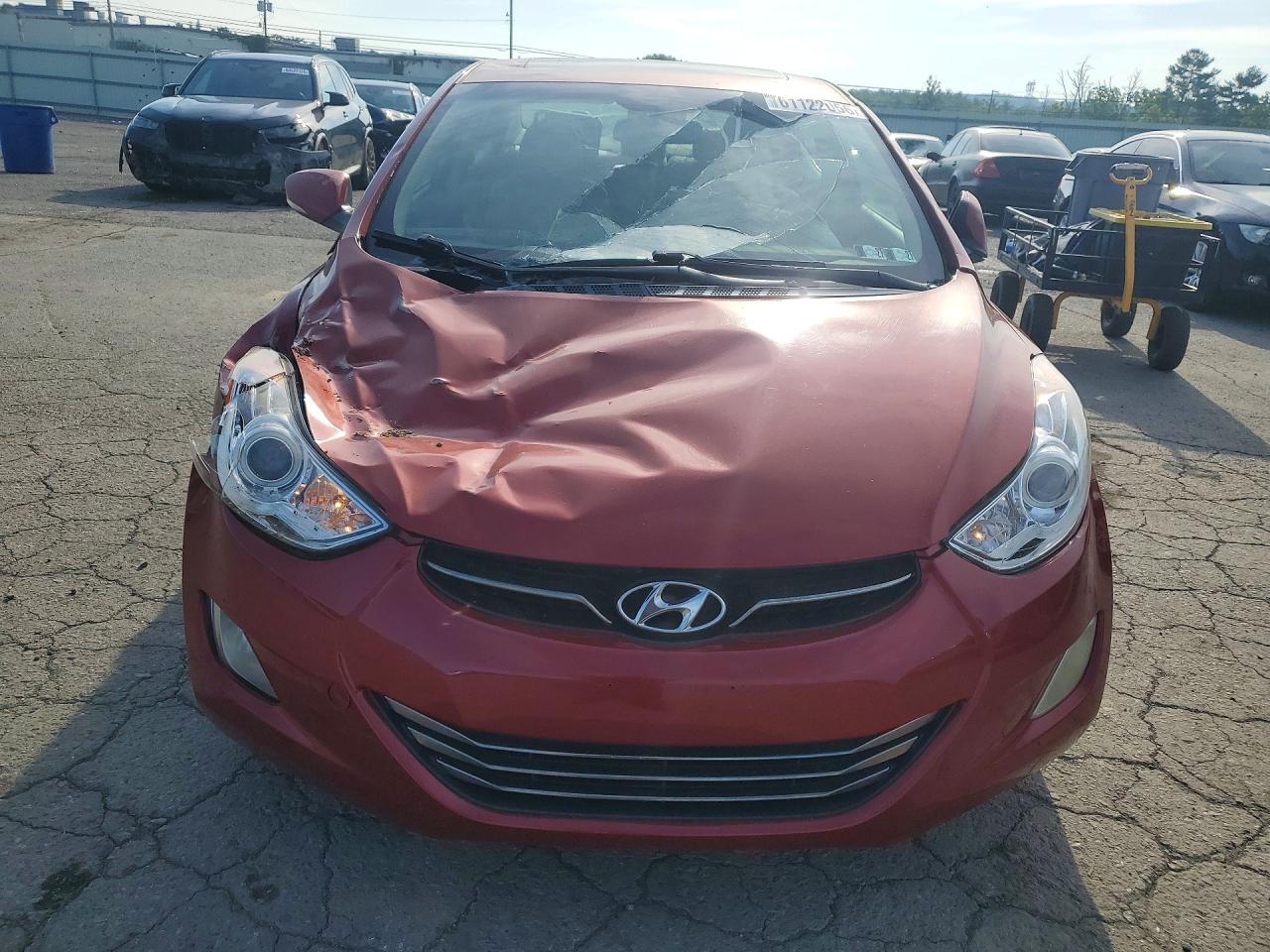 2011 Hyundai Elantra Limited Red vin: KMHDH4AE0BU159149