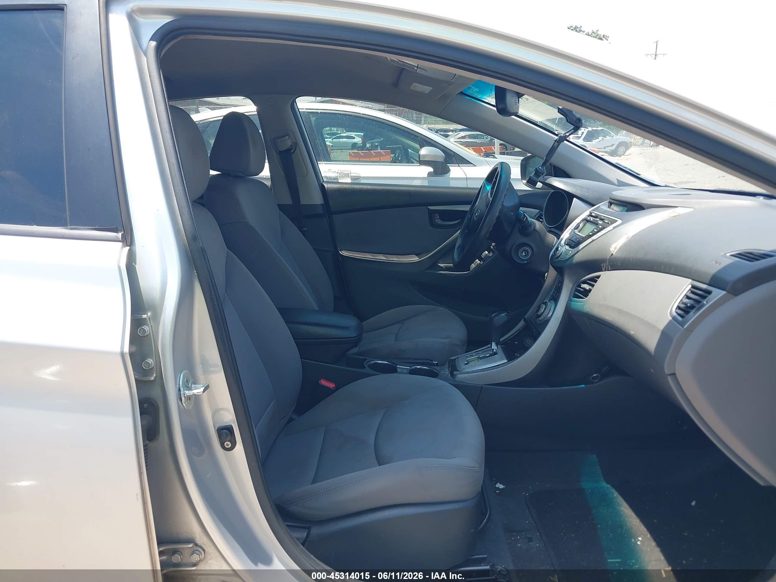 2012 Hyundai Elantra Gls (ulsan Plant) Серебряный vin: KMHDH4AE0CU328751