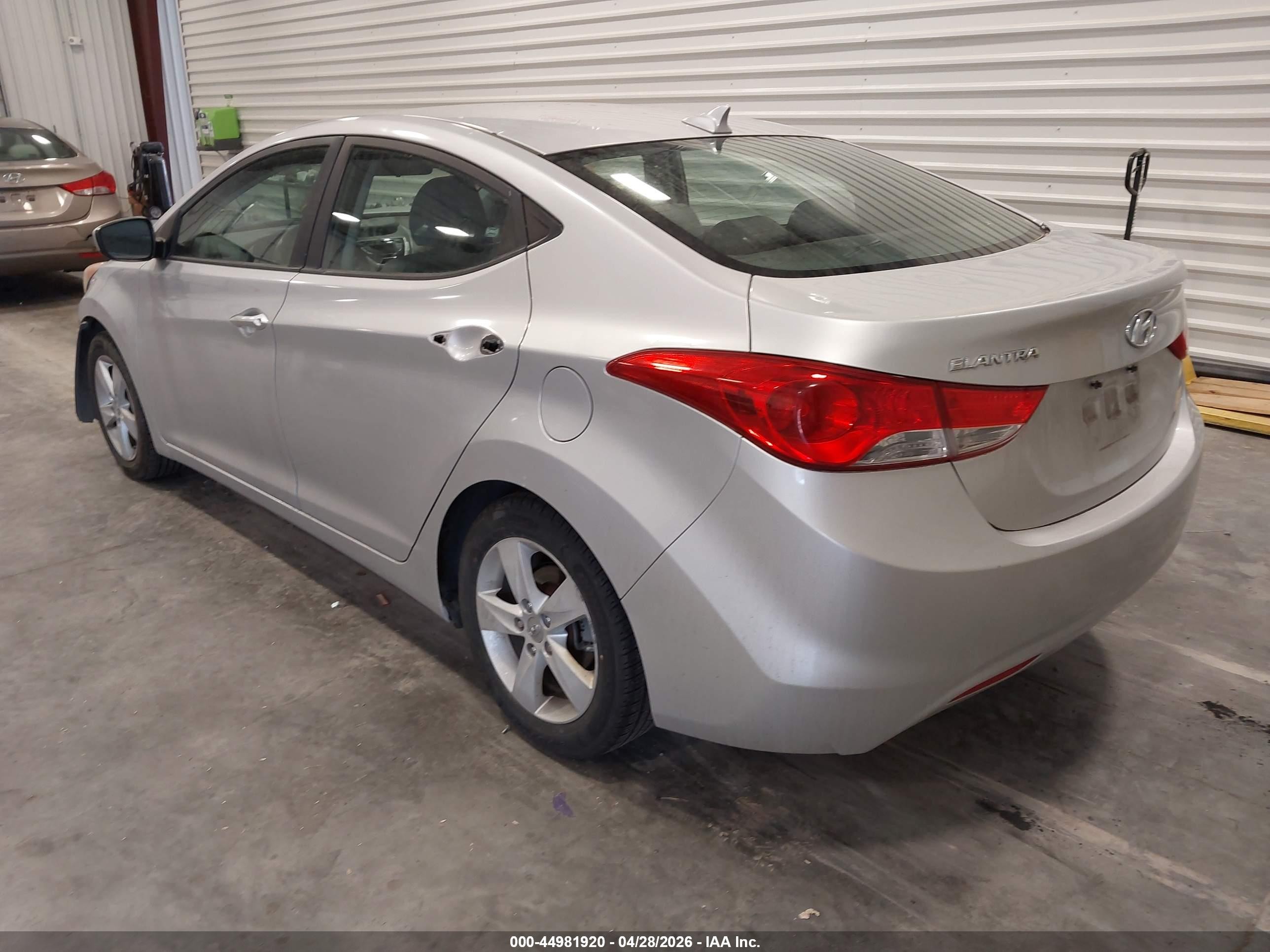 2012 Hyundai Elantra Gls (ulsan Plant) Silver vin: KMHDH4AE0CU375584