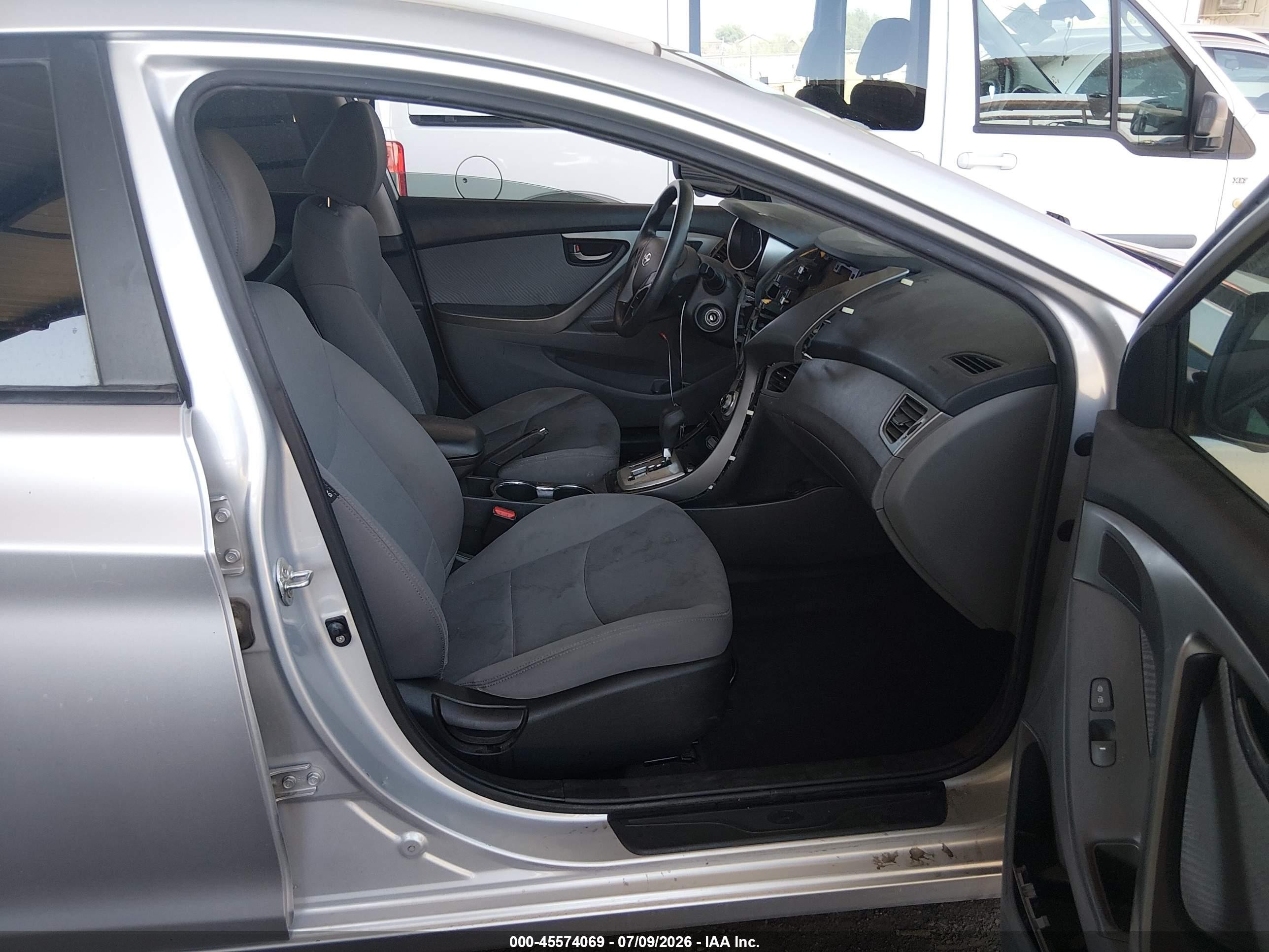 2012 Hyundai Elantra Gls (ulsan Plant) Silver vin: KMHDH4AE0CU410236