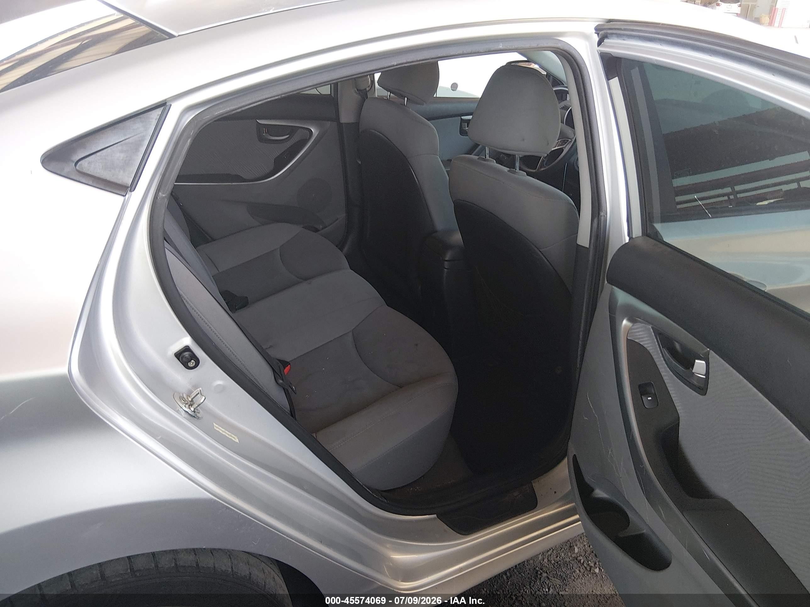 2012 Hyundai Elantra Gls (ulsan Plant) Silver vin: KMHDH4AE0CU410236