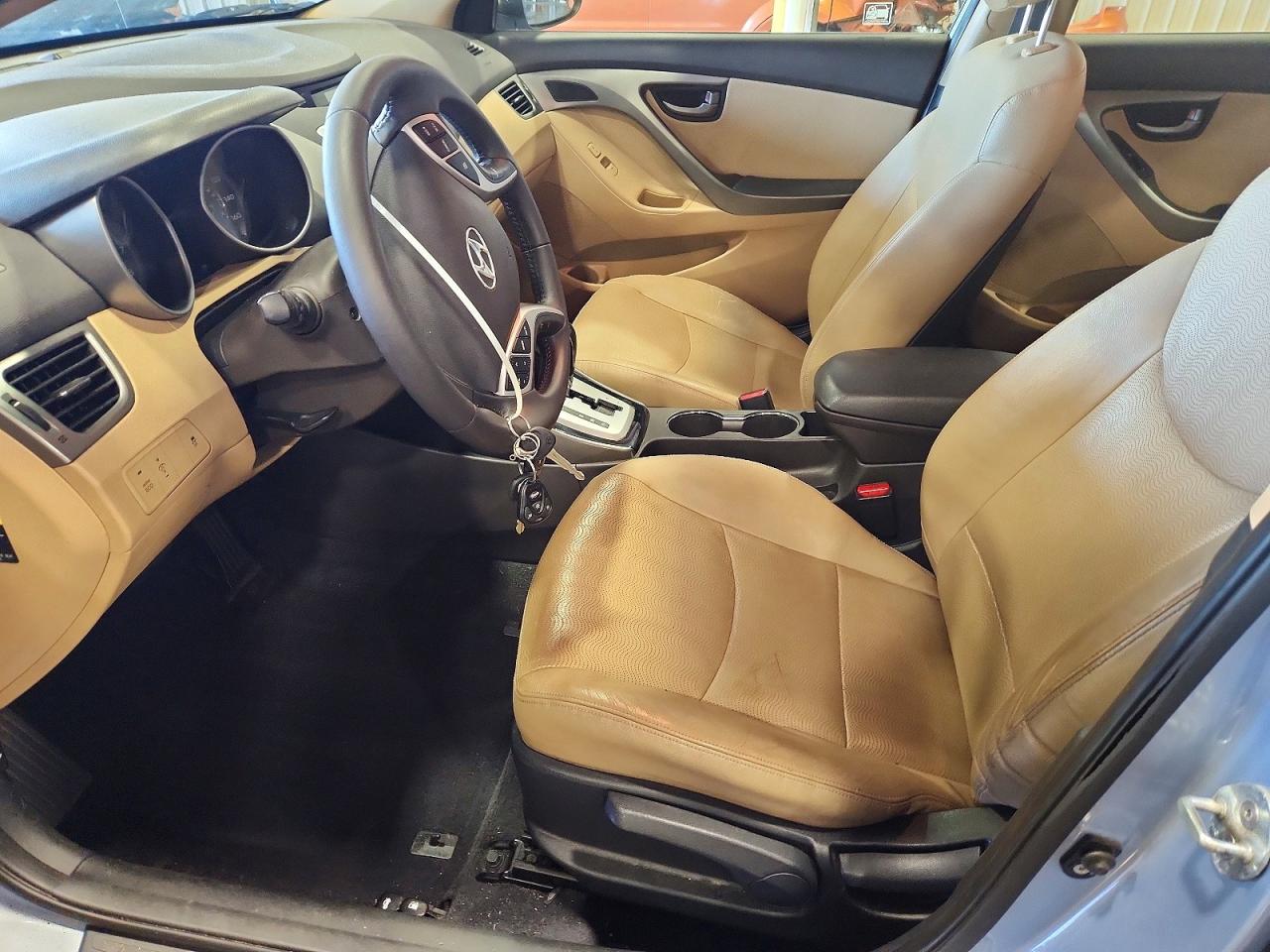 2012 Hyundai Elantra Limited Blue vin: KMHDH4AE0CU432902