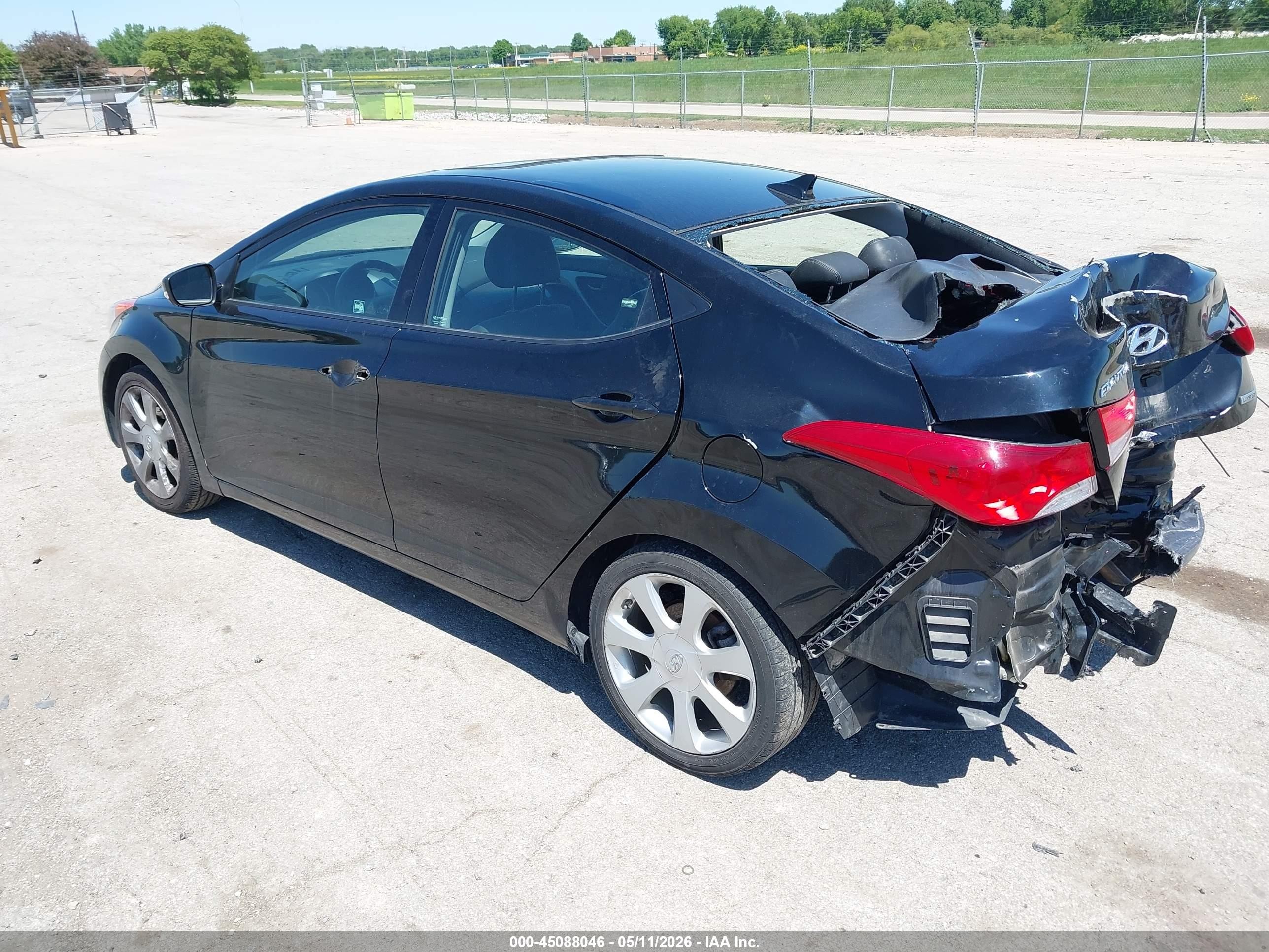 2013 Hyundai Elantra Limited Black vin: KMHDH4AE0DU009805