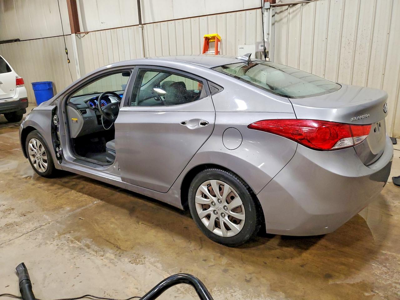 2013 Hyundai Elantra Gls Gray vin: KMHDH4AE0DU485536
