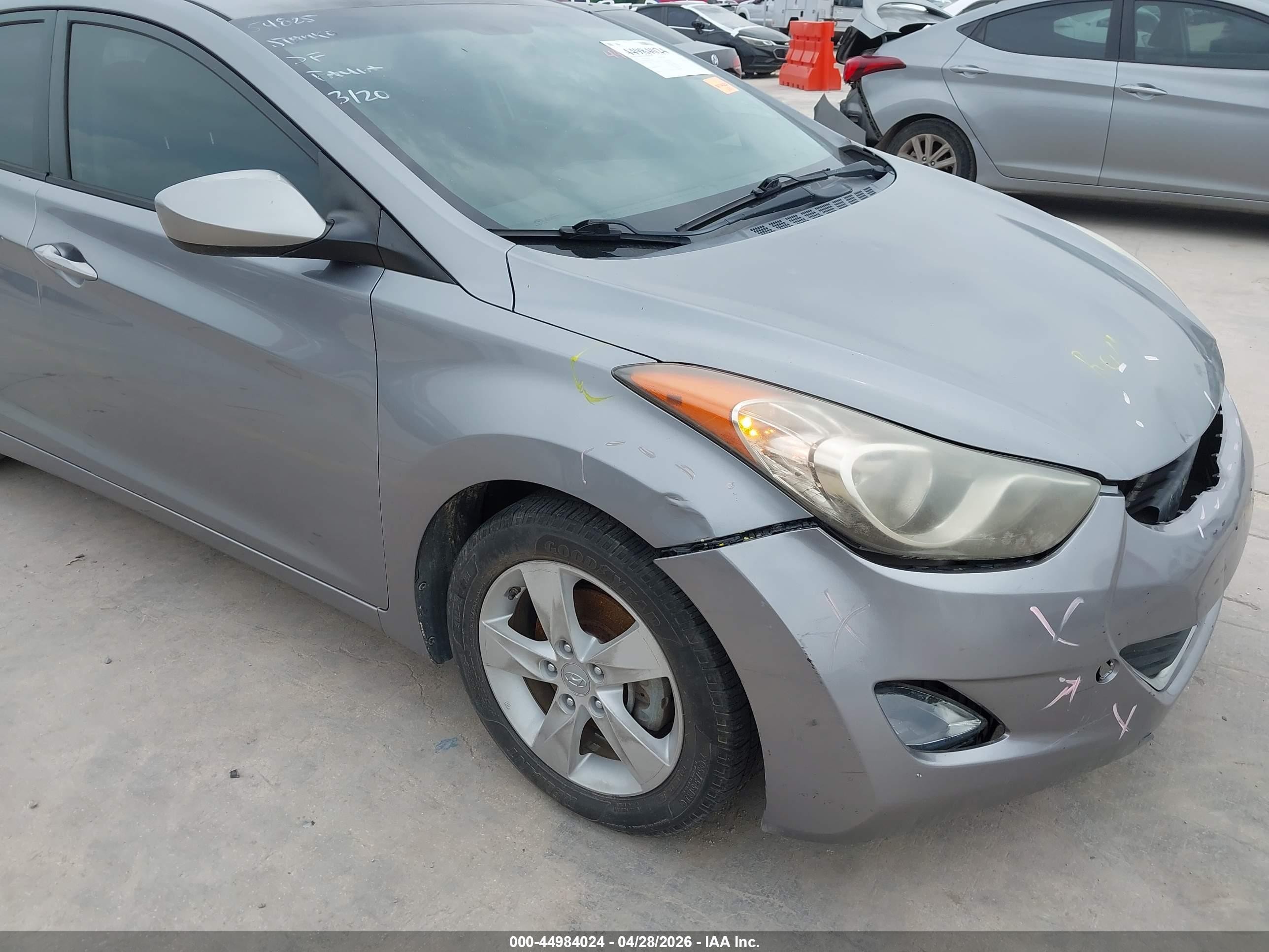 2013 Hyundai Elantra Gls/limited Серебряный vin: KMHDH4AE0DU498335